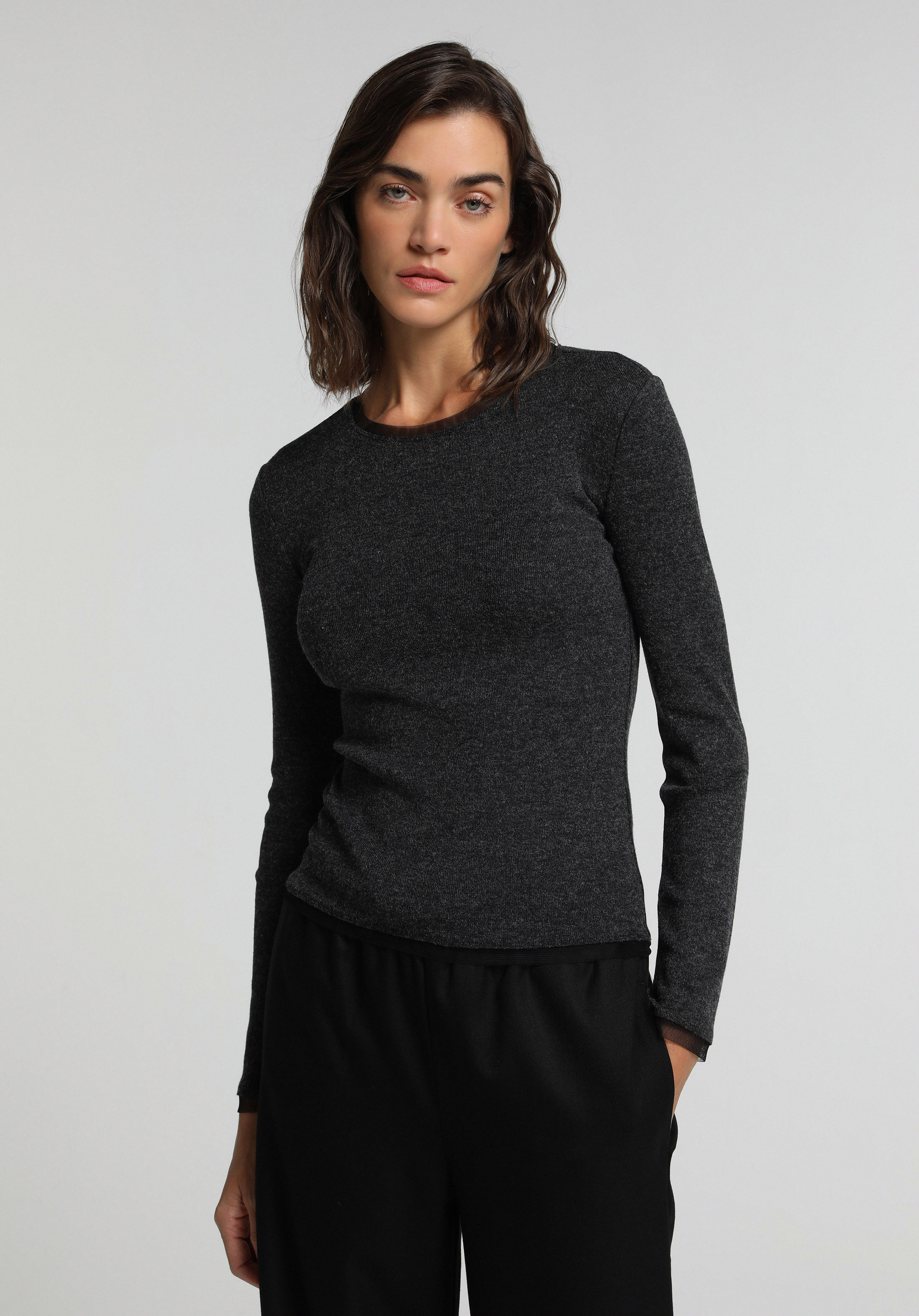 Slim Fit   Kadın Siyah  Tişört