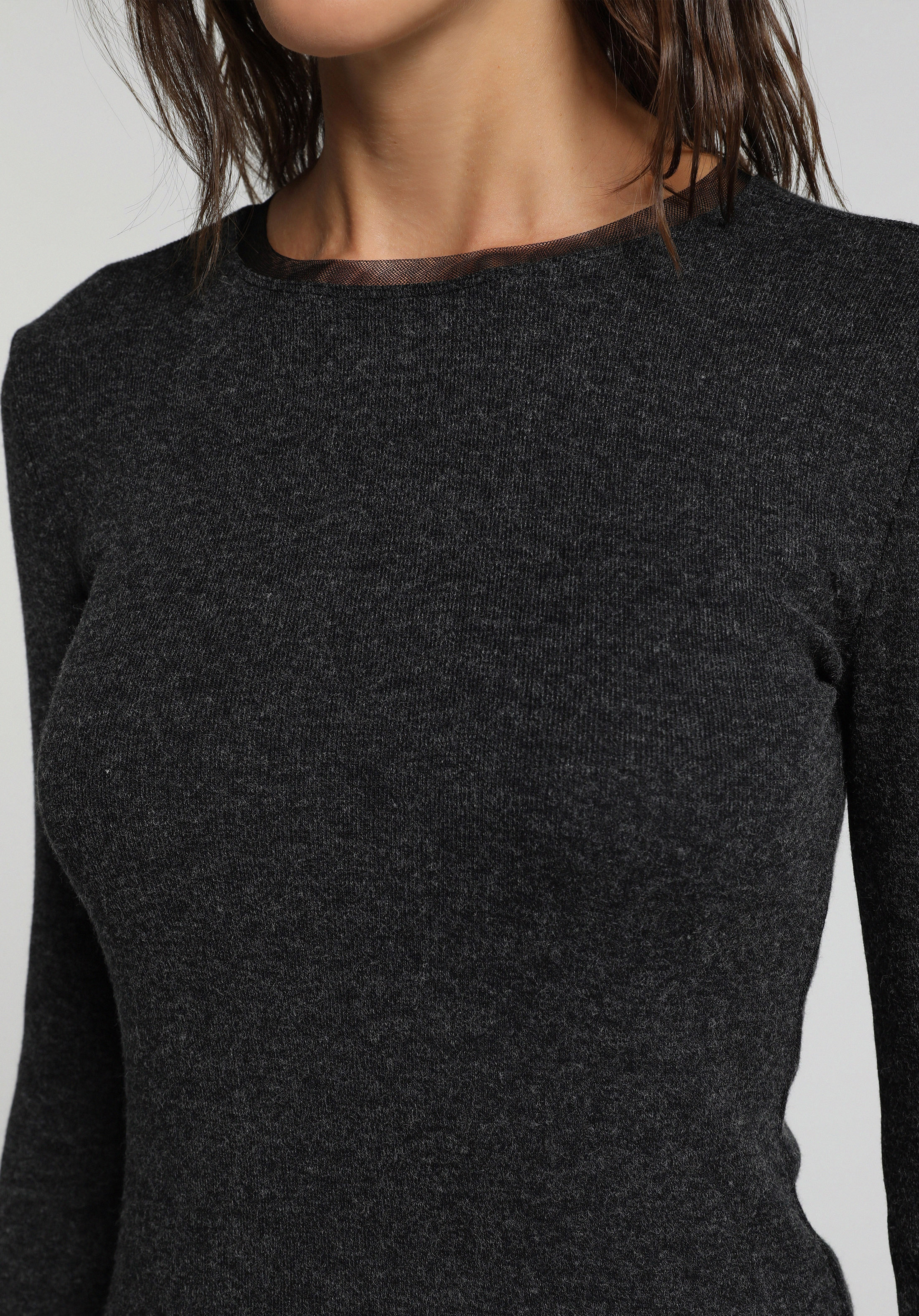 Slim Fit   Kadın Siyah  Tişört