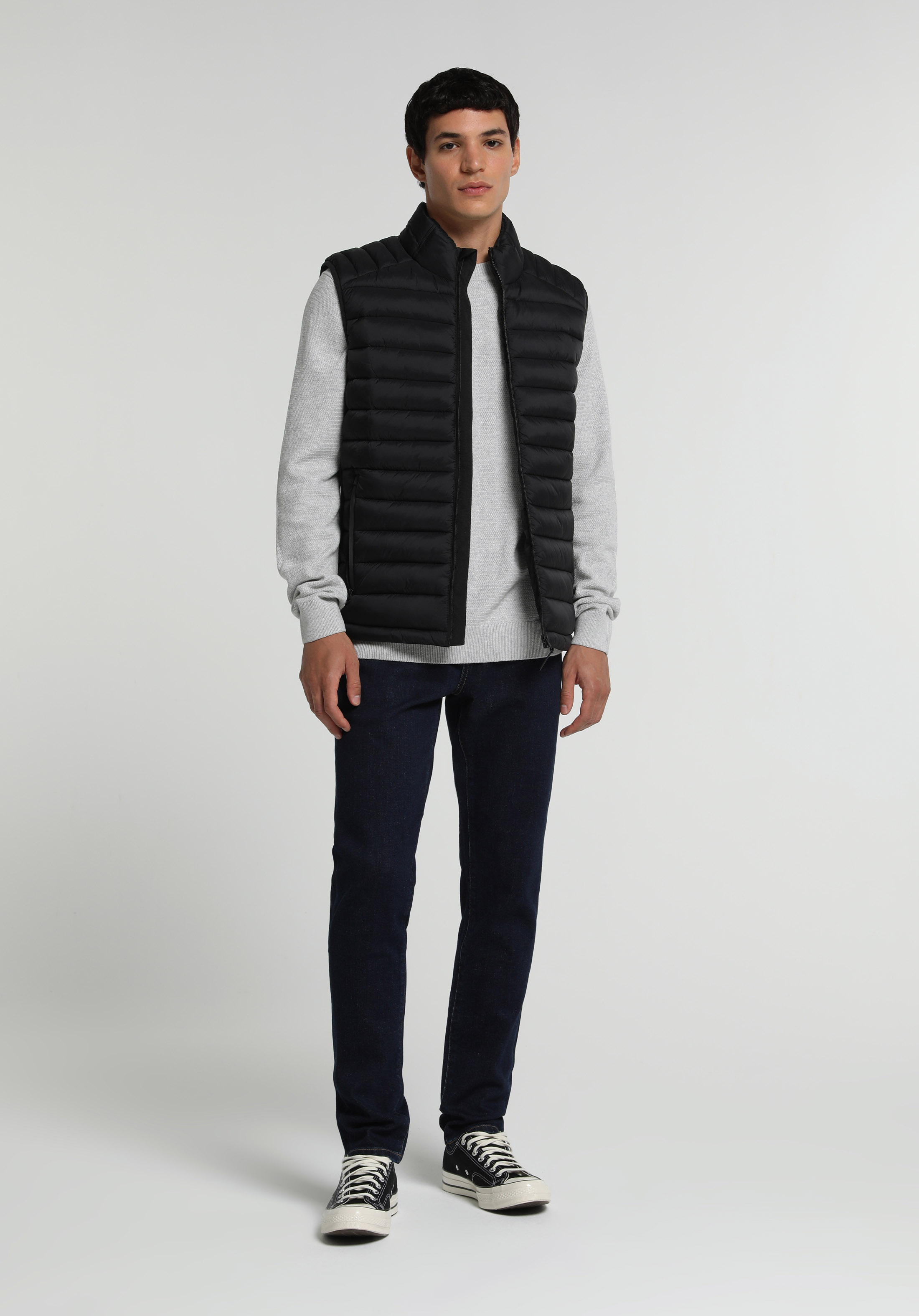 Slim Fit Dik Yaka Fermuarlı Astarlı  Erkek Siyah Yelek
