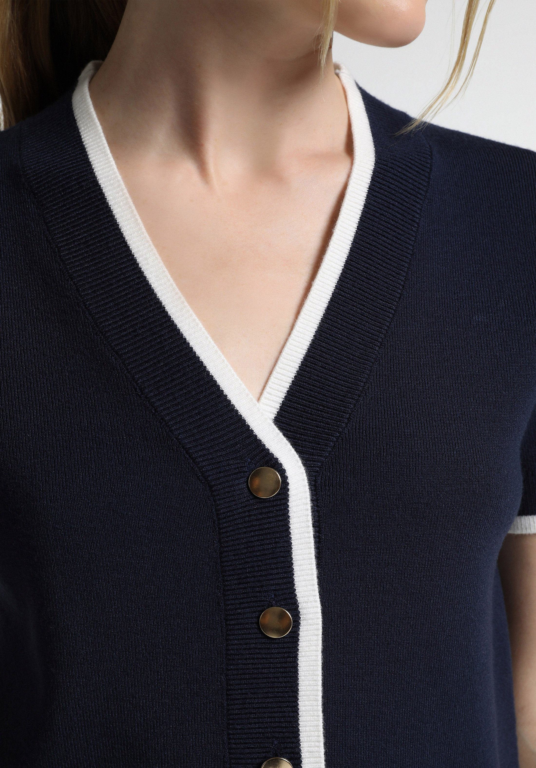 Slim Fit Düğmeli Yaka Düz Kadın Lacivert Kısa Kol Kazak