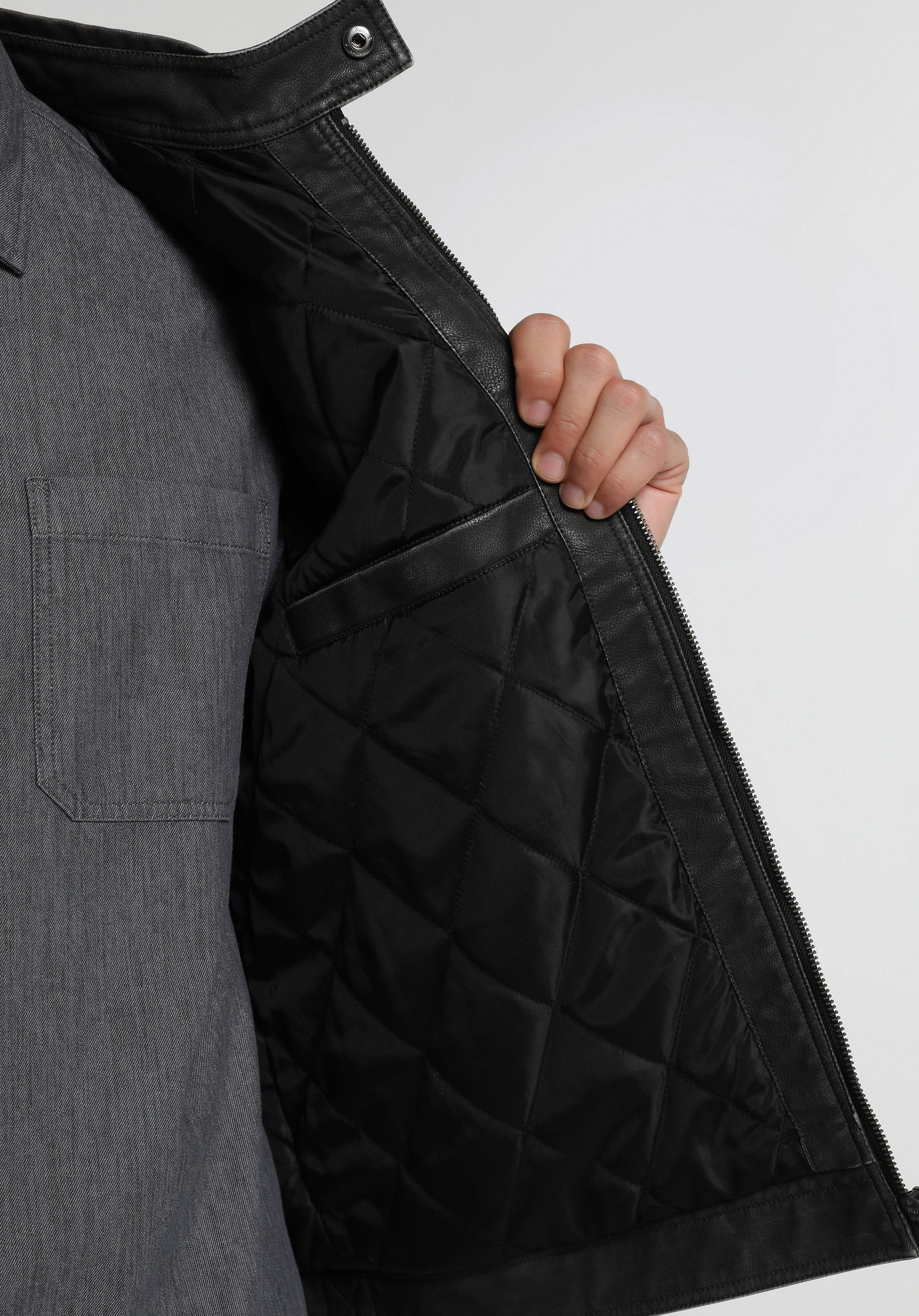 Slim Fit Dik Yaka Fermuarlı Astarlı  Erkek Siyah Mont Pu