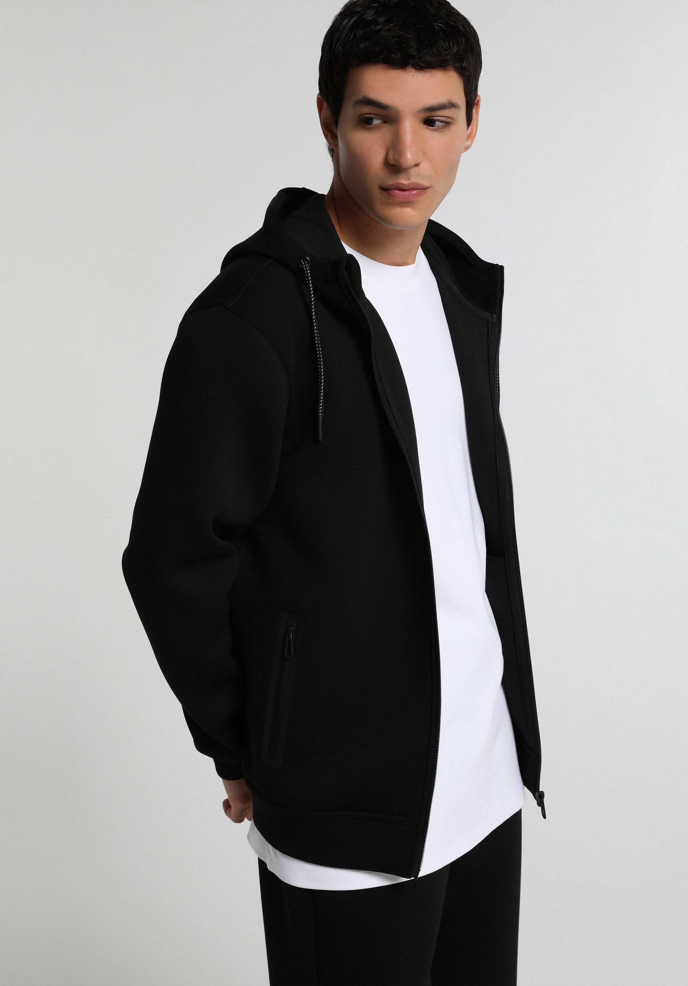 Regular Fit Kapüşonlu Düz Erkek Siyah Sweatshirt