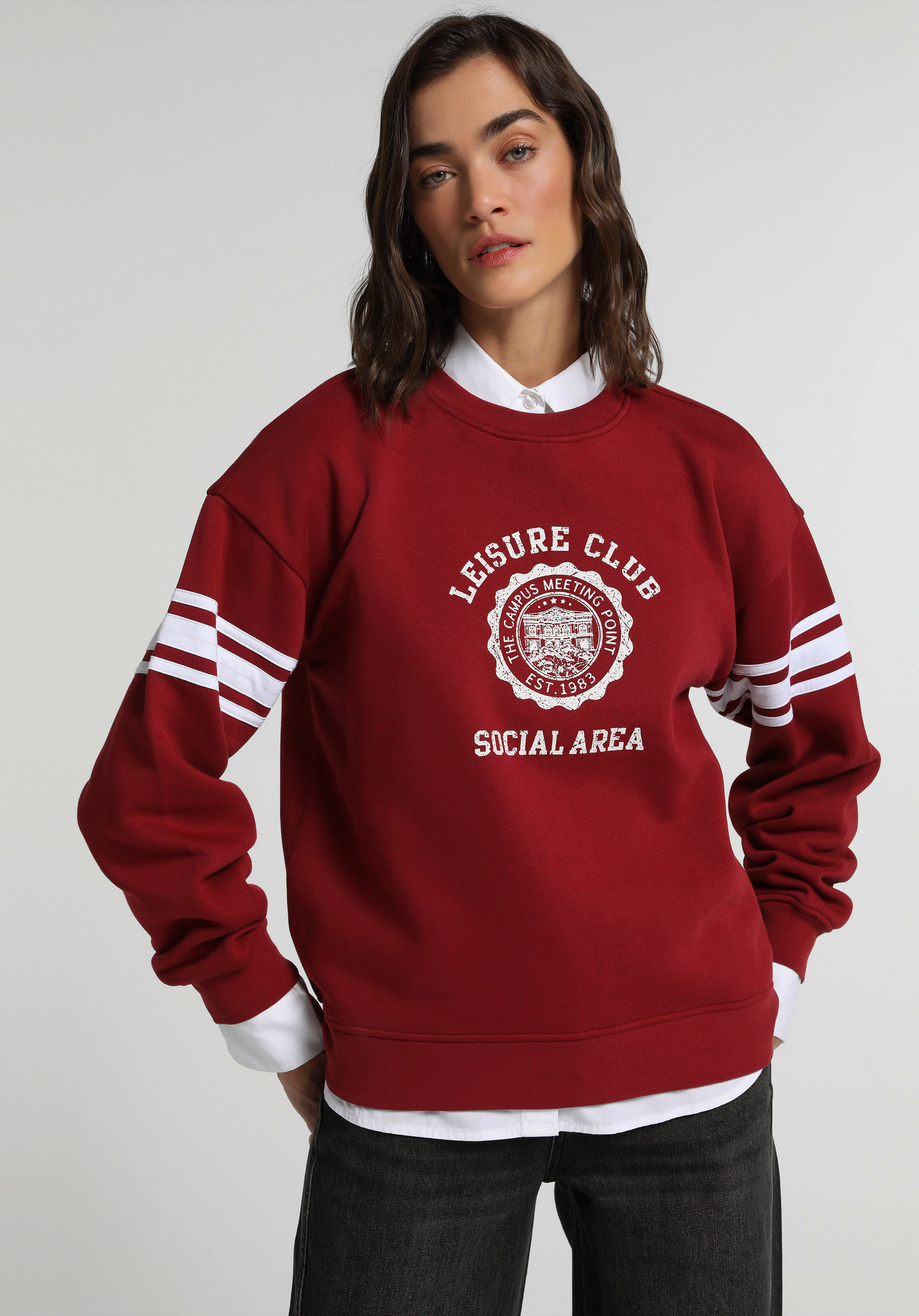 Regular Fit Yuvarlak Yaka Baskılı Kadın Kirmizi Sweatshirt