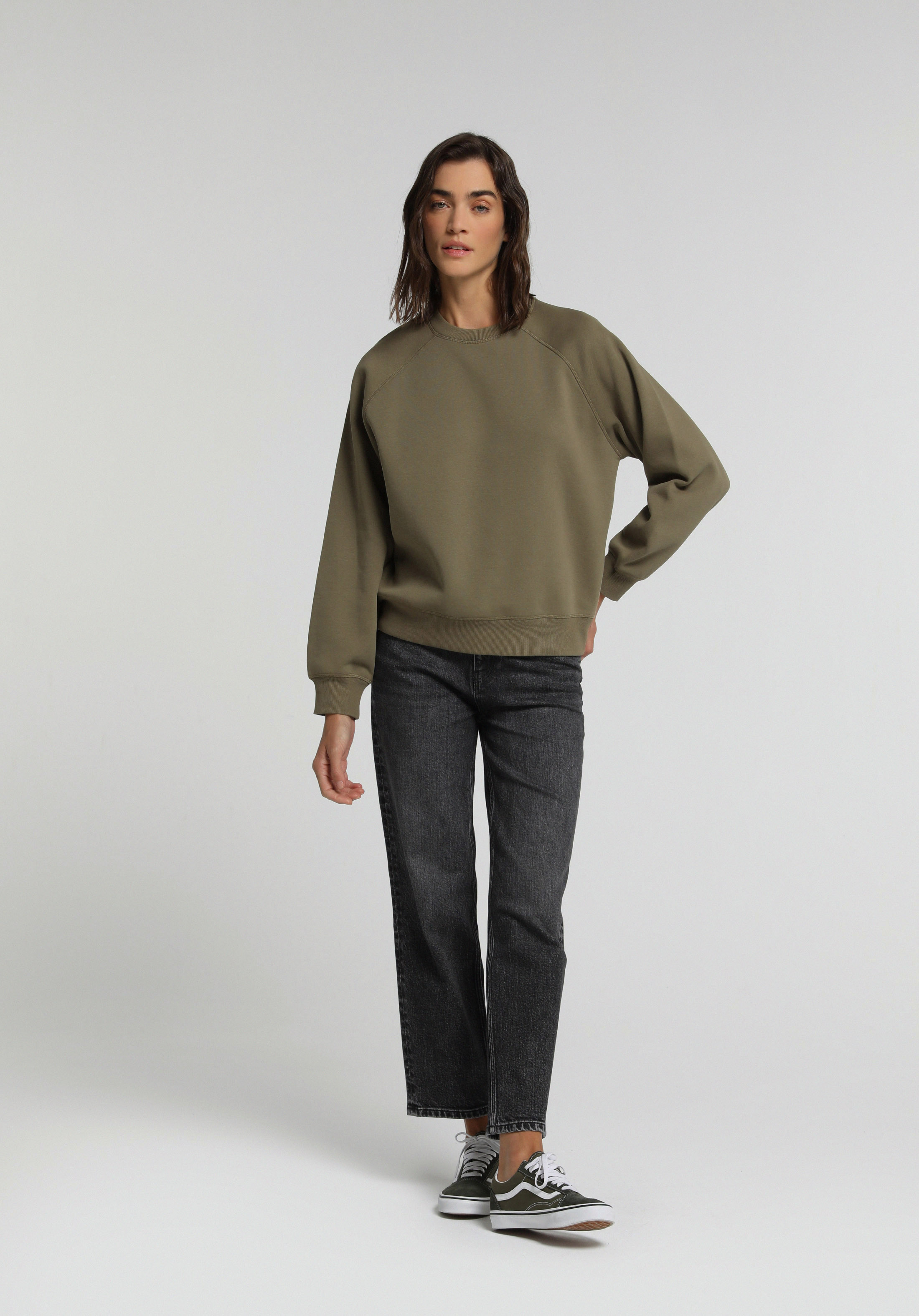 Regular Fit Yuvarlak Yaka Düz Kadın Yeşil Sweatshirt