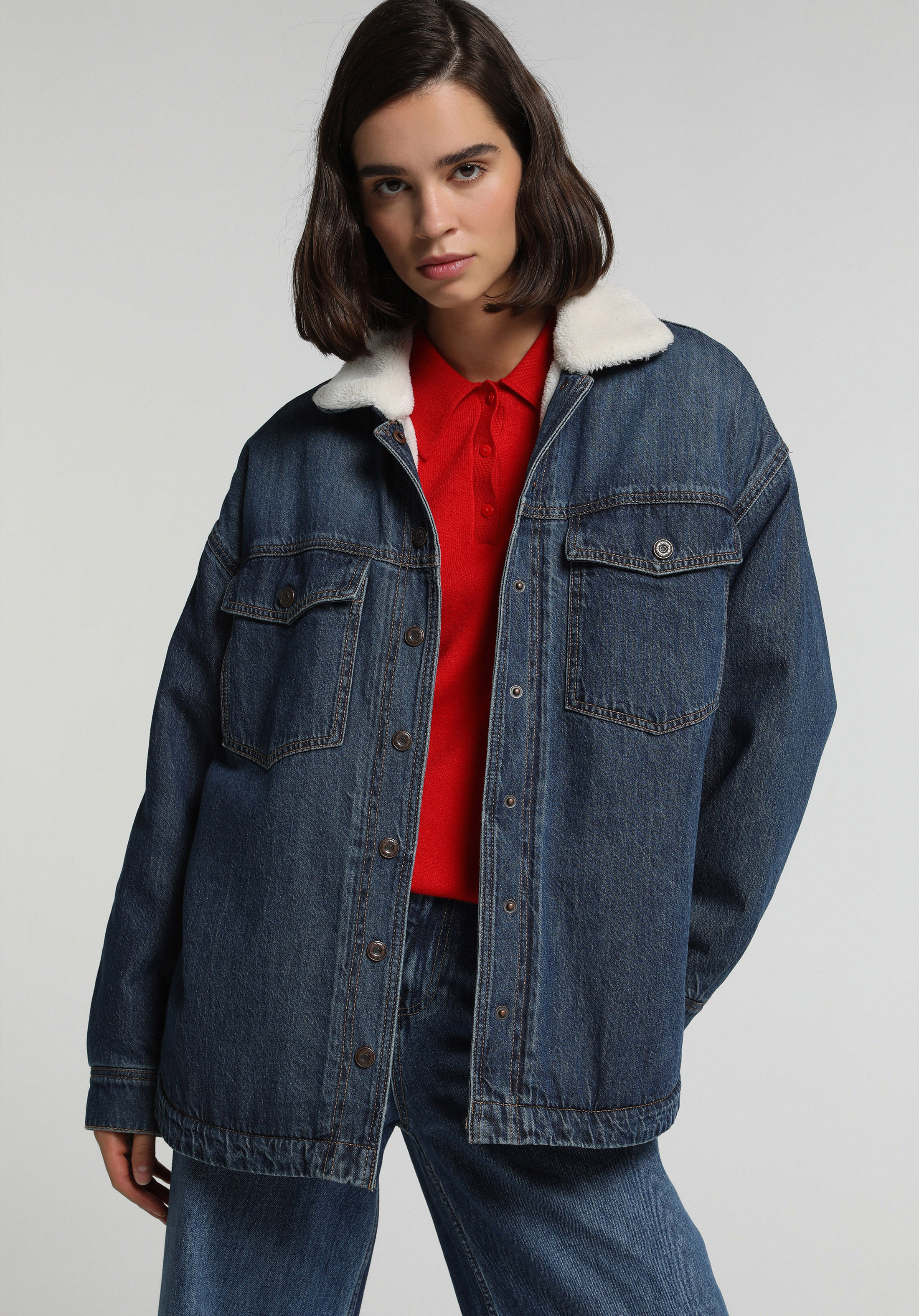 Oversize Fit Çıtçıtlı Astarsız Kürklü Kadın Dark İndigo Denim Ceket