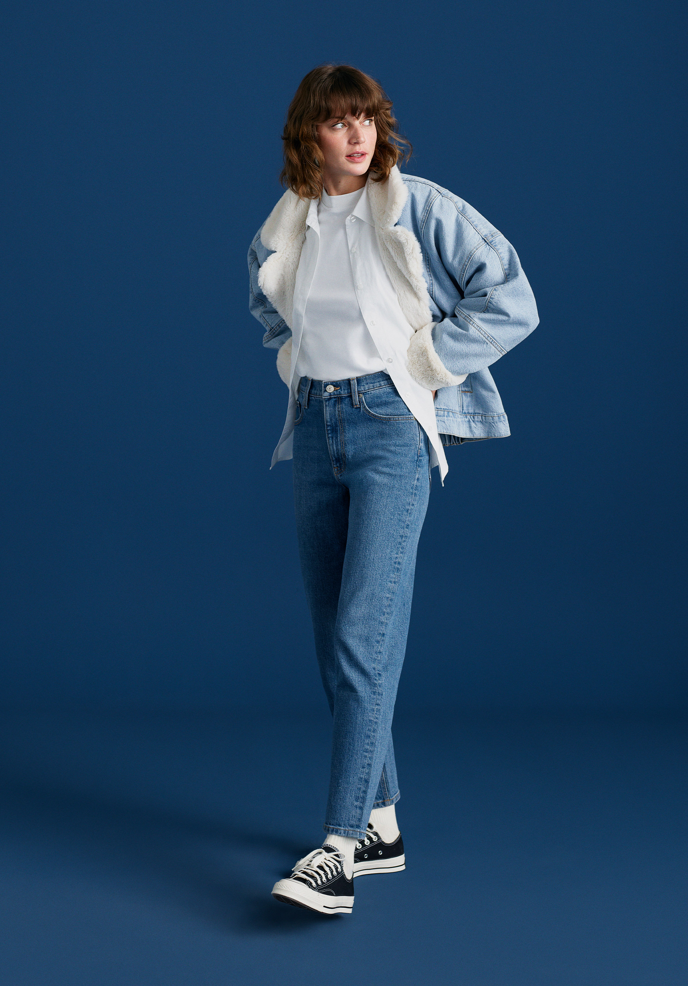 Oversize Fit Düğmeli Astarlı Kürklü Kadın Bleach İndigo Denim Ceket