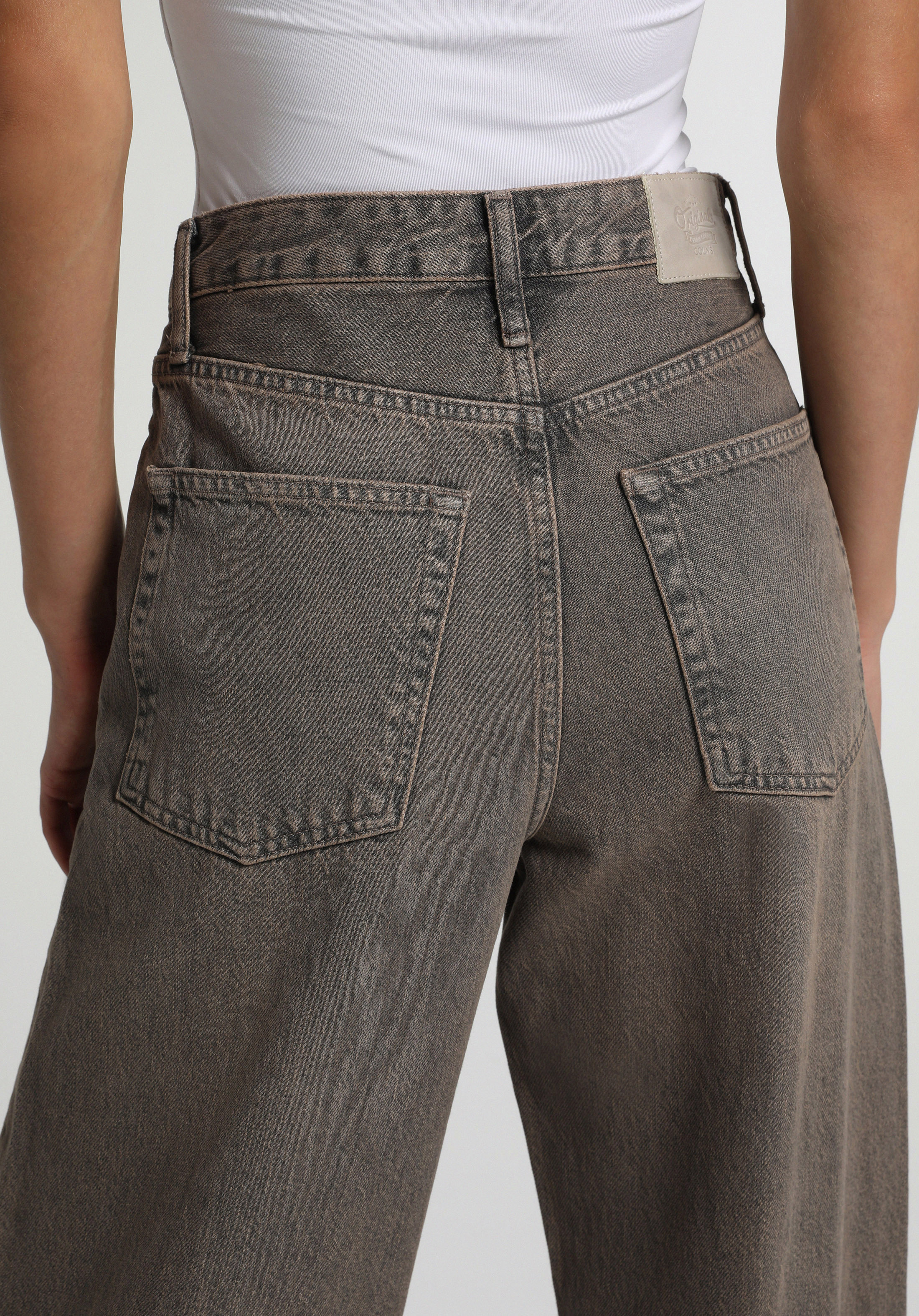Baggy Tapered Fit Orta Bel Daralan Paça Kadın Anthracite Denim Jean Pantolon