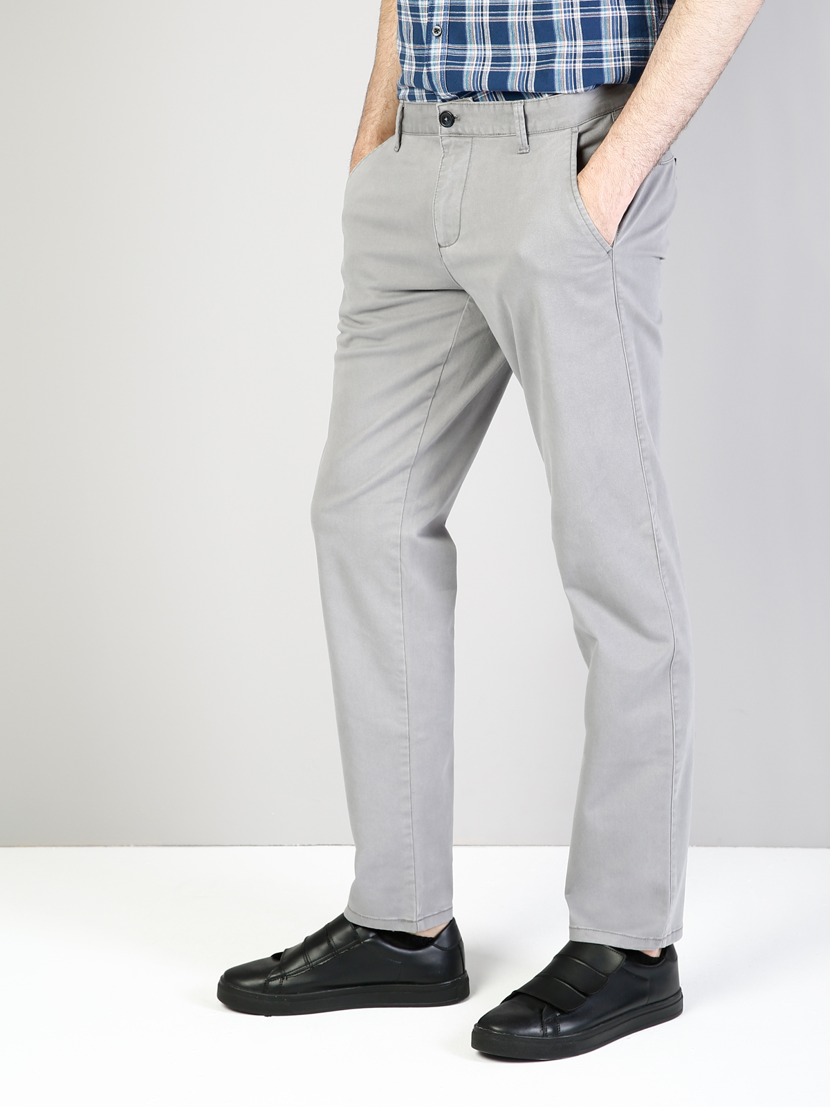 Colins Regular Fit Orta Bel Düz Paça Erkek Gri Pantolon. 2