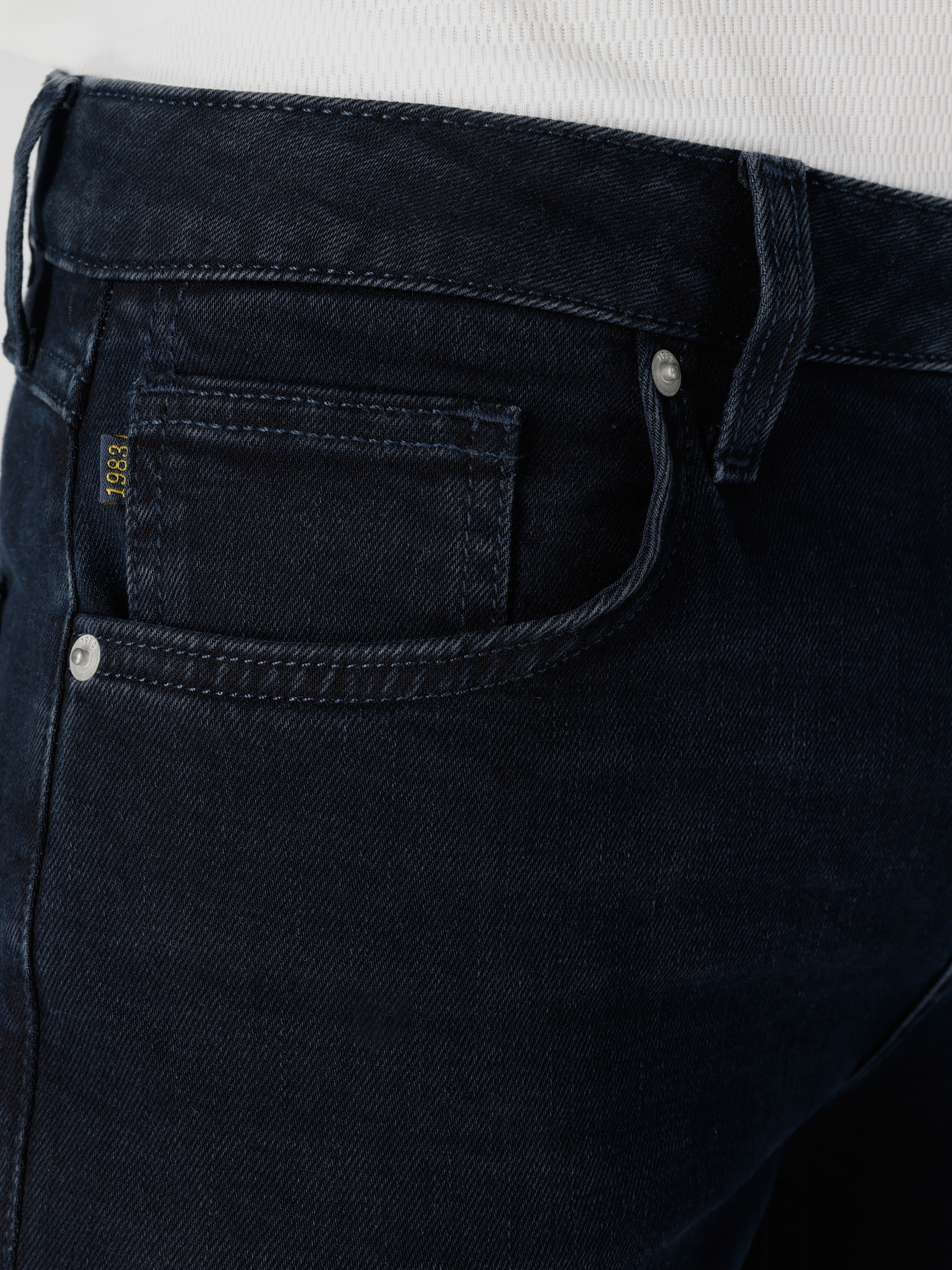 044 Karl Regular Fit Düşük Bel Düz Paça Erkek Jean Pantolon Cl1066539