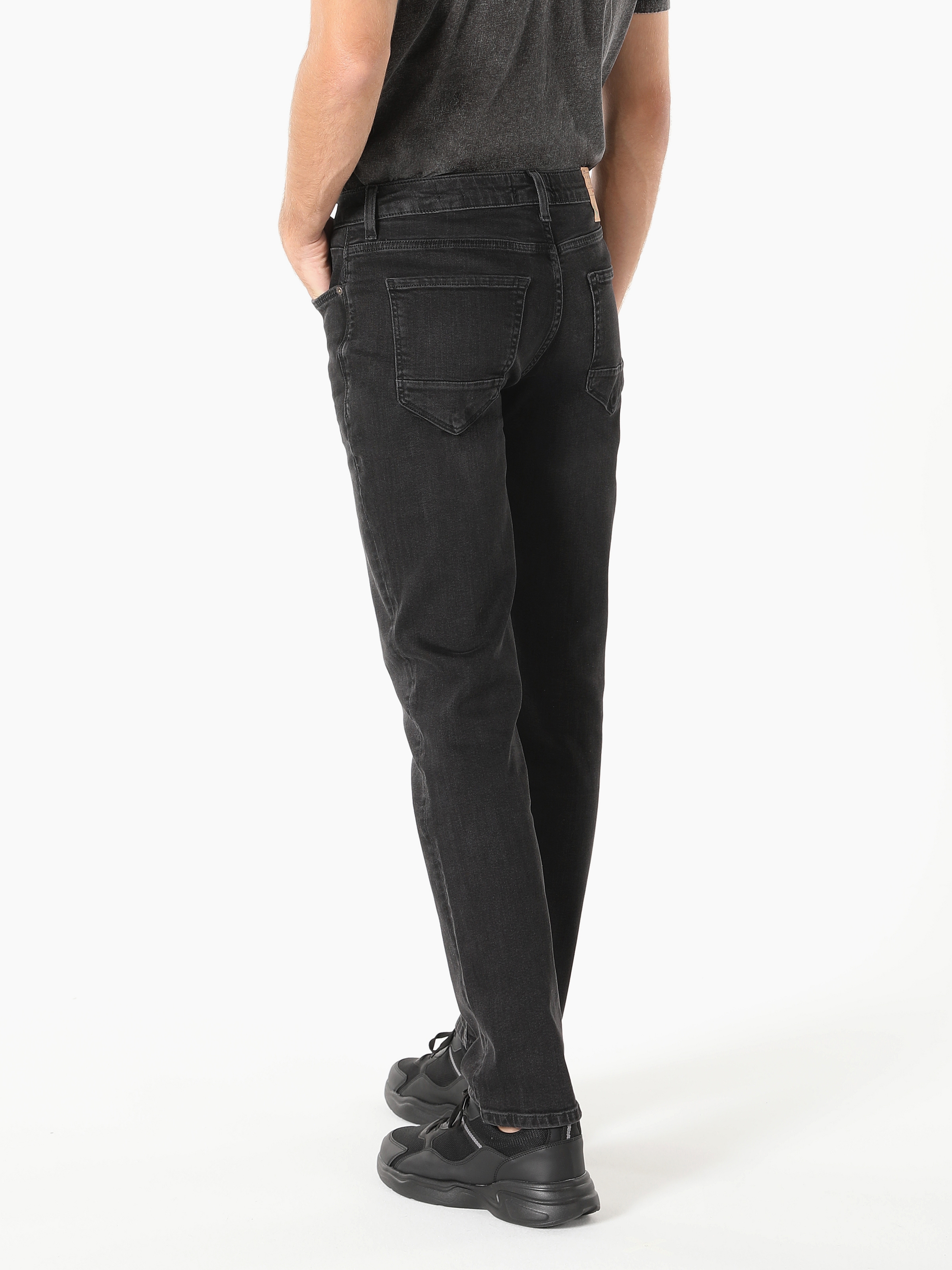 045 Davıd Regular Fit Orta Bel Düz Paça Siyah Erkek Pantolon