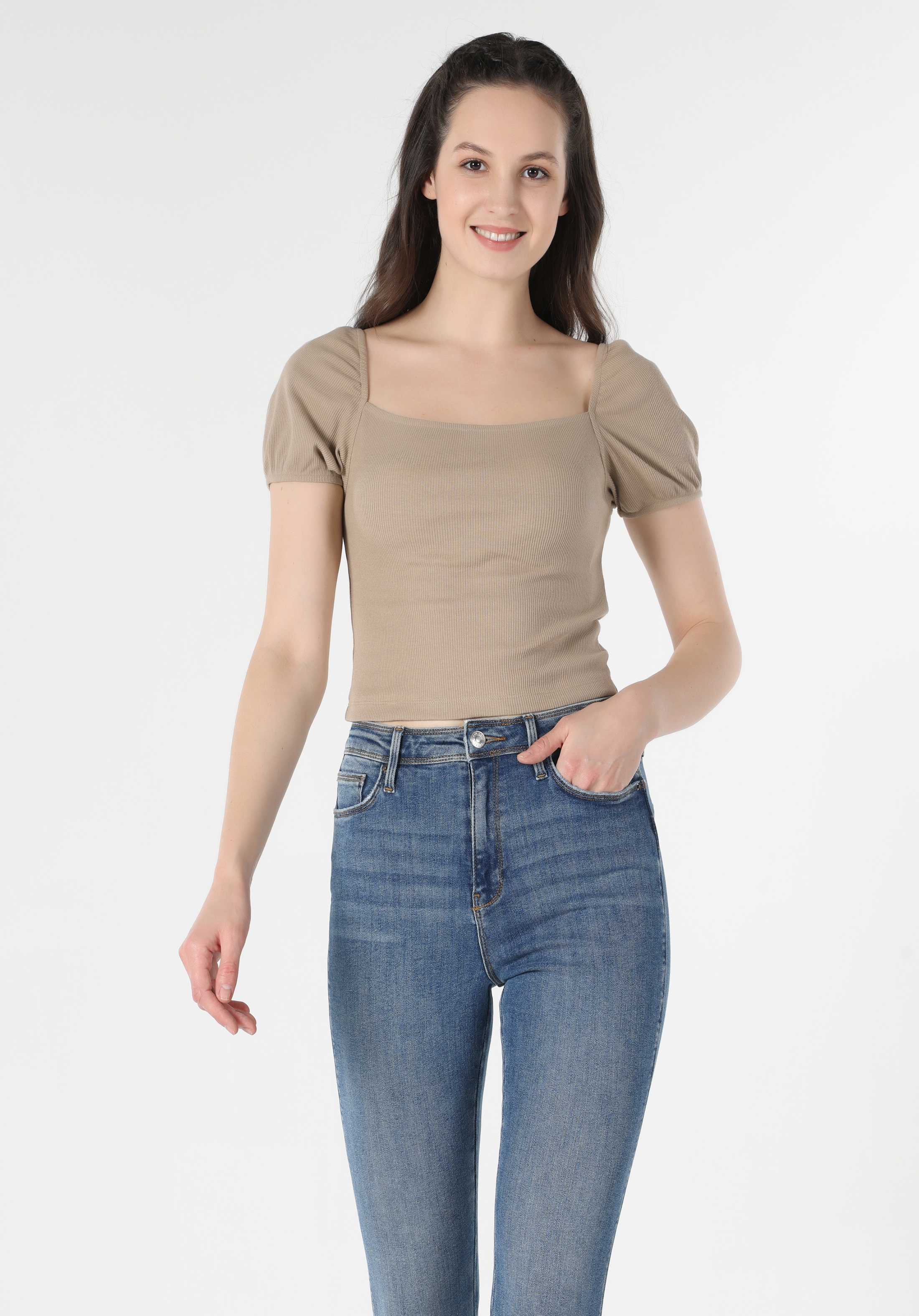 Slim Fit Kare Yaka  Kadın  Kısa Kol Tişört Cl1062274