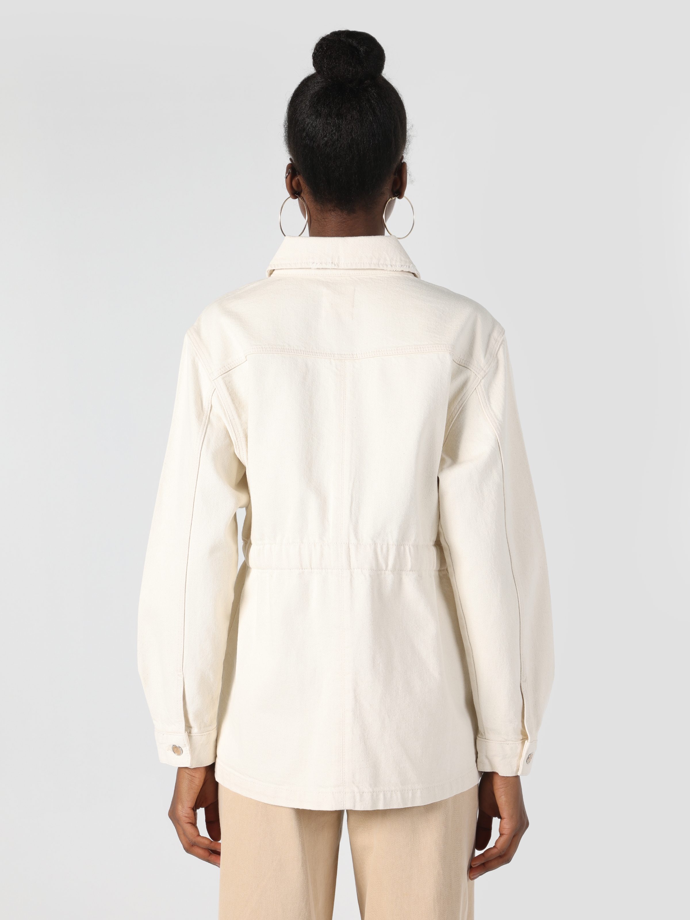 Colins Beyaz Kadın Ceket. 2