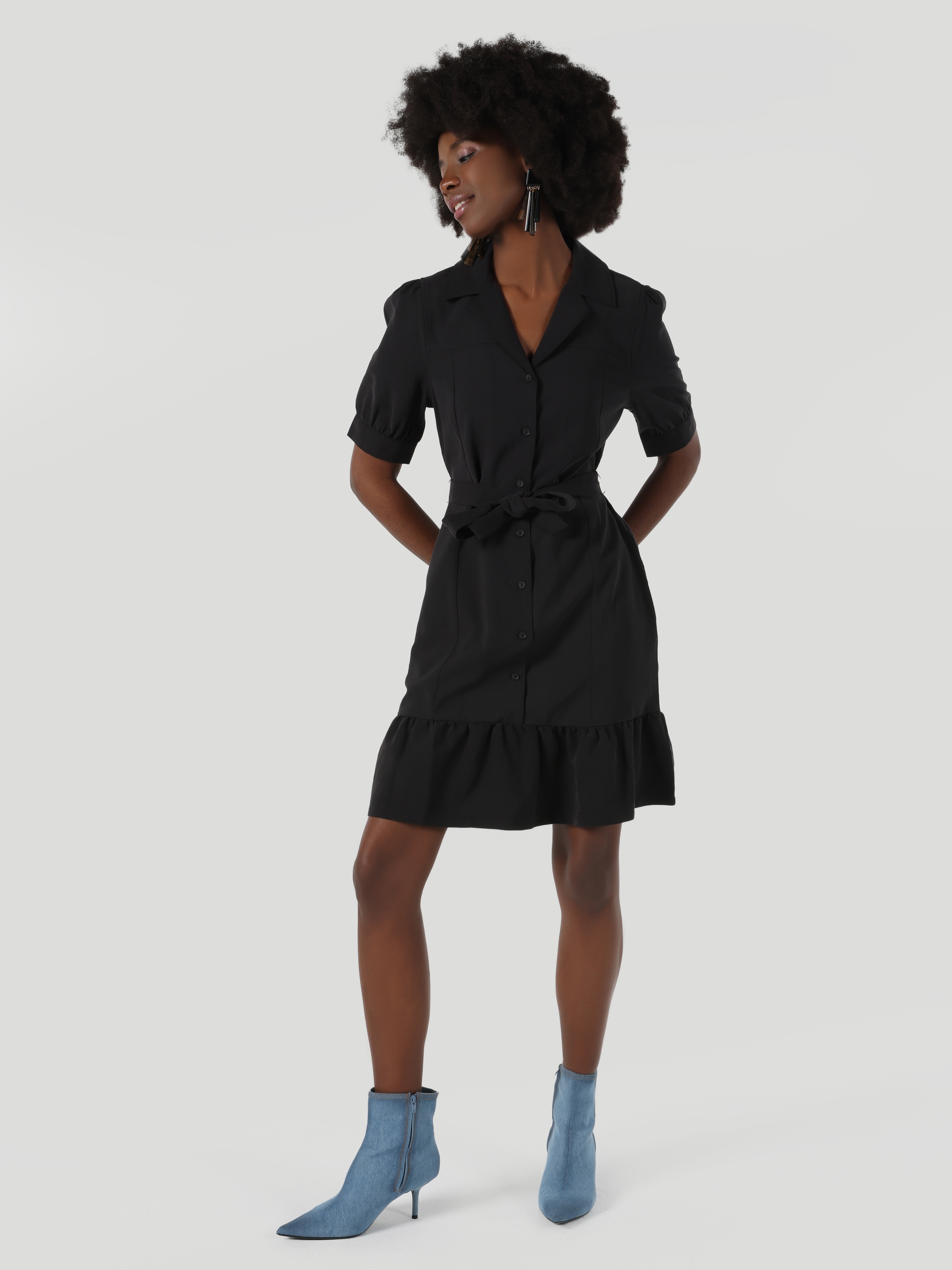 Regular Fit Pileli Belden Kemerli Siyah Kadın Elbise Cl1057649
