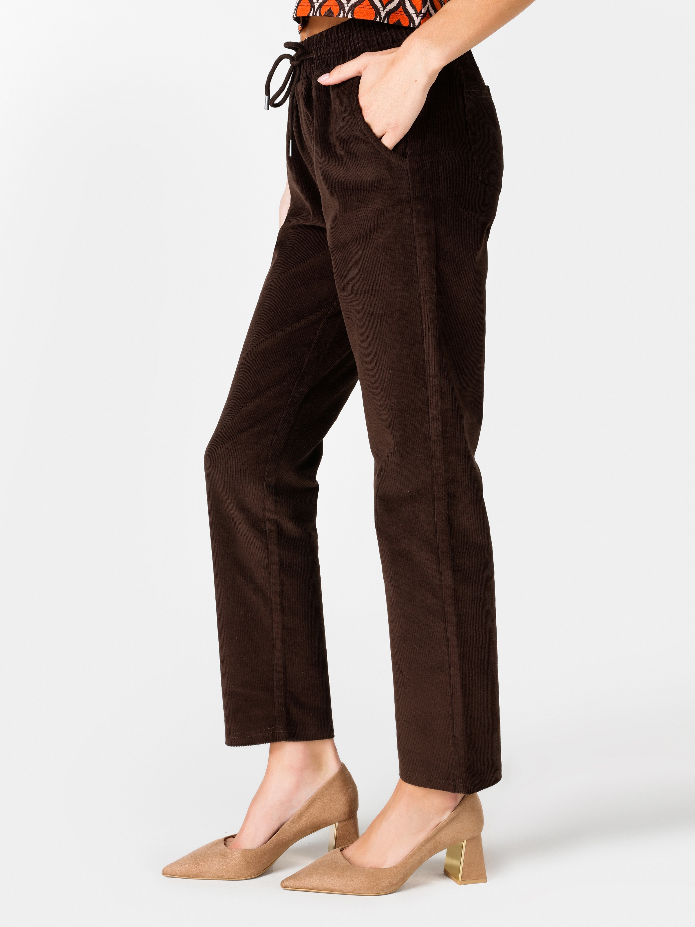 Normal Kesim Yüksek Lastikli Bel Düz Paça Fitilli Kahverengi Kadın Pantolon