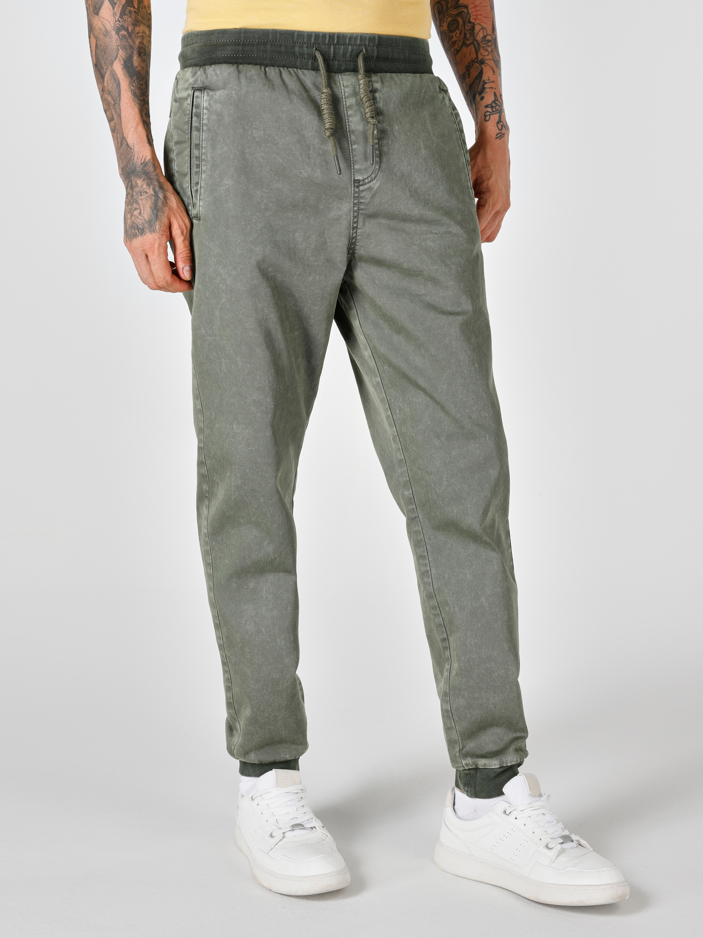 Orta Bel Dar Kesim Düz Paça Yeşil Erkek Pantolon Cl1061667