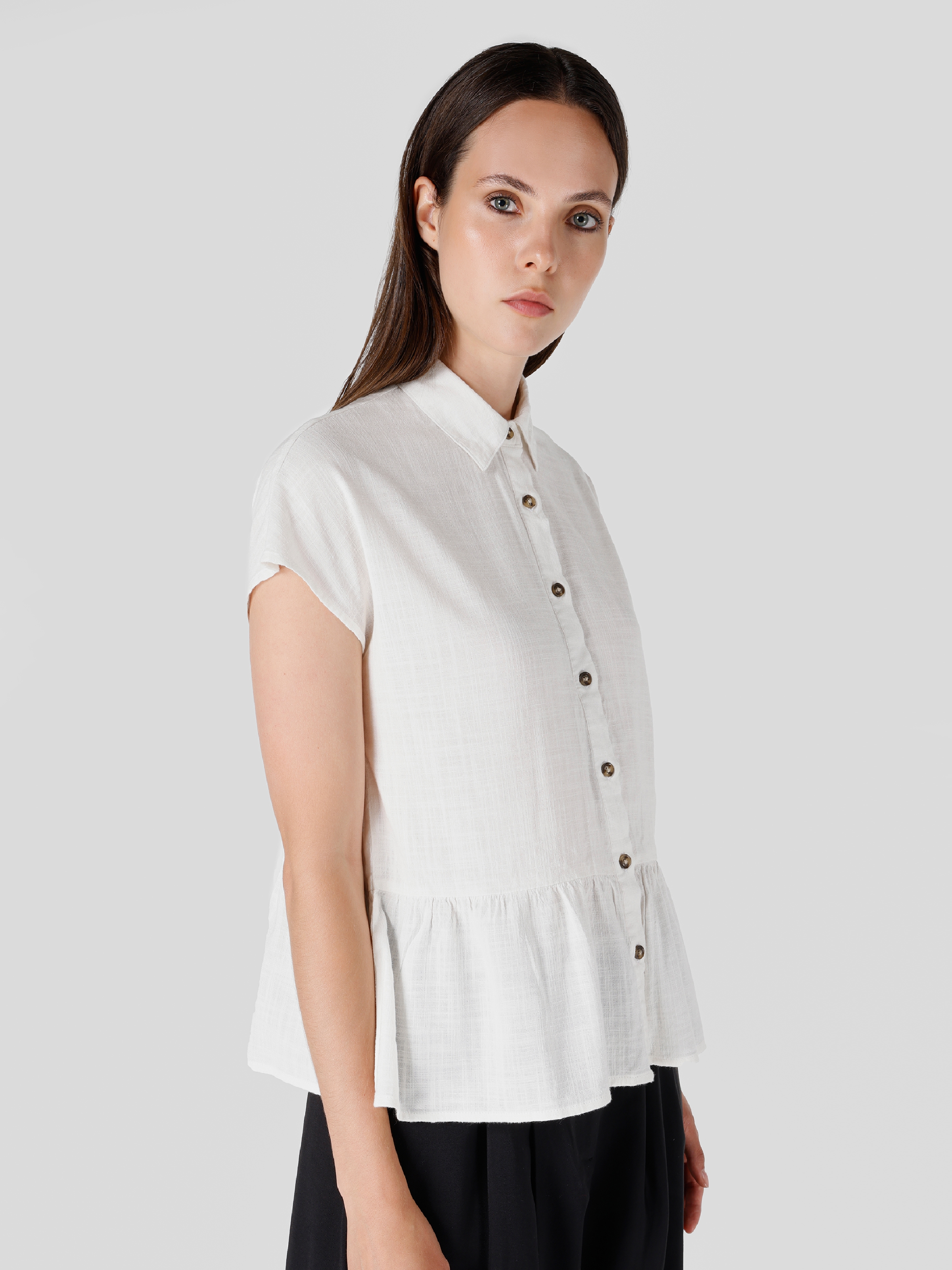 Regular Fit Beyaz Kadın Kısa Kol Gömlek Cl1064461