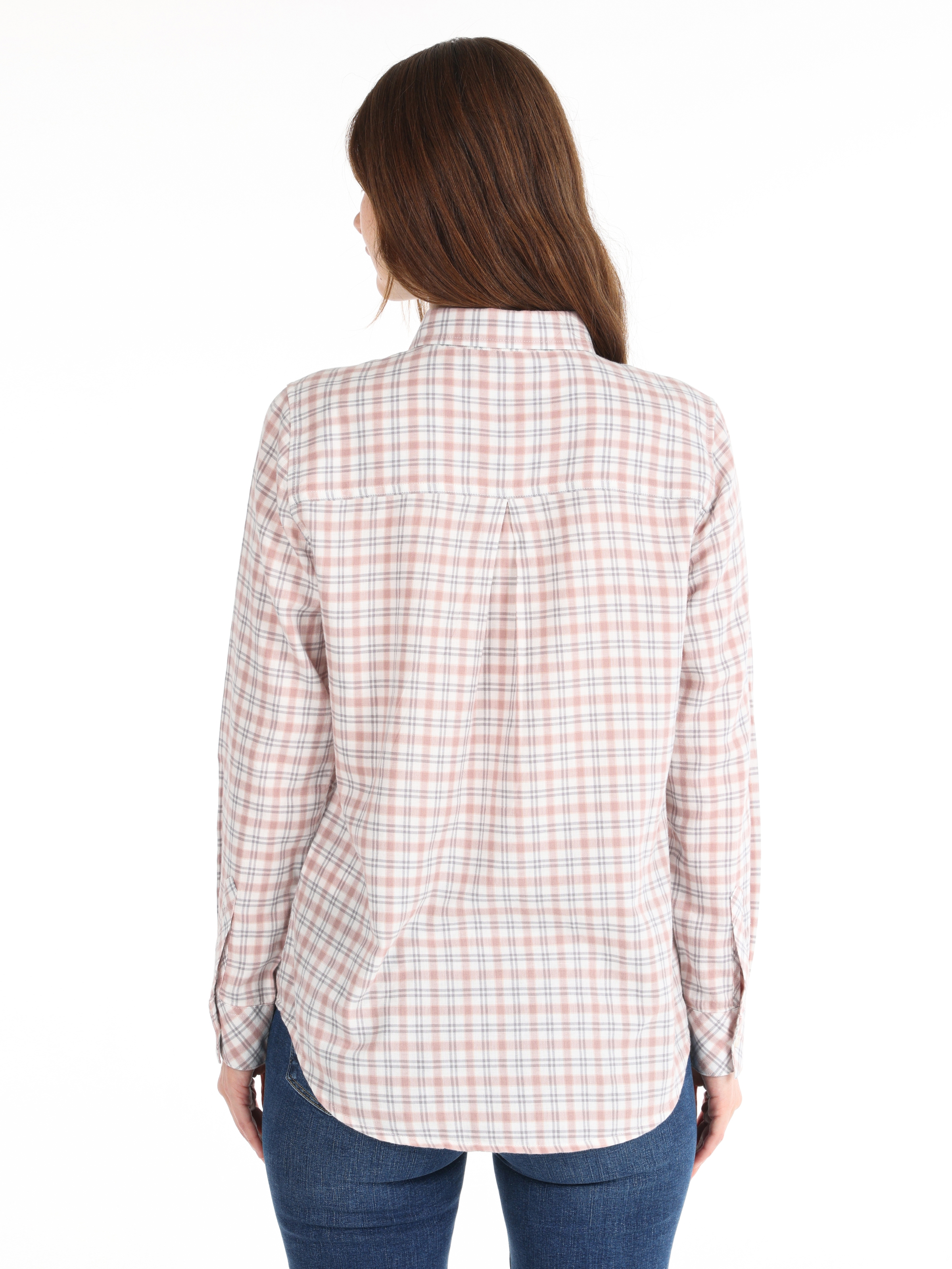 Regular Fit Kareli Cep Detaylı Çok Renkli Kadın Uzun Kol Gömlek Cl1065060