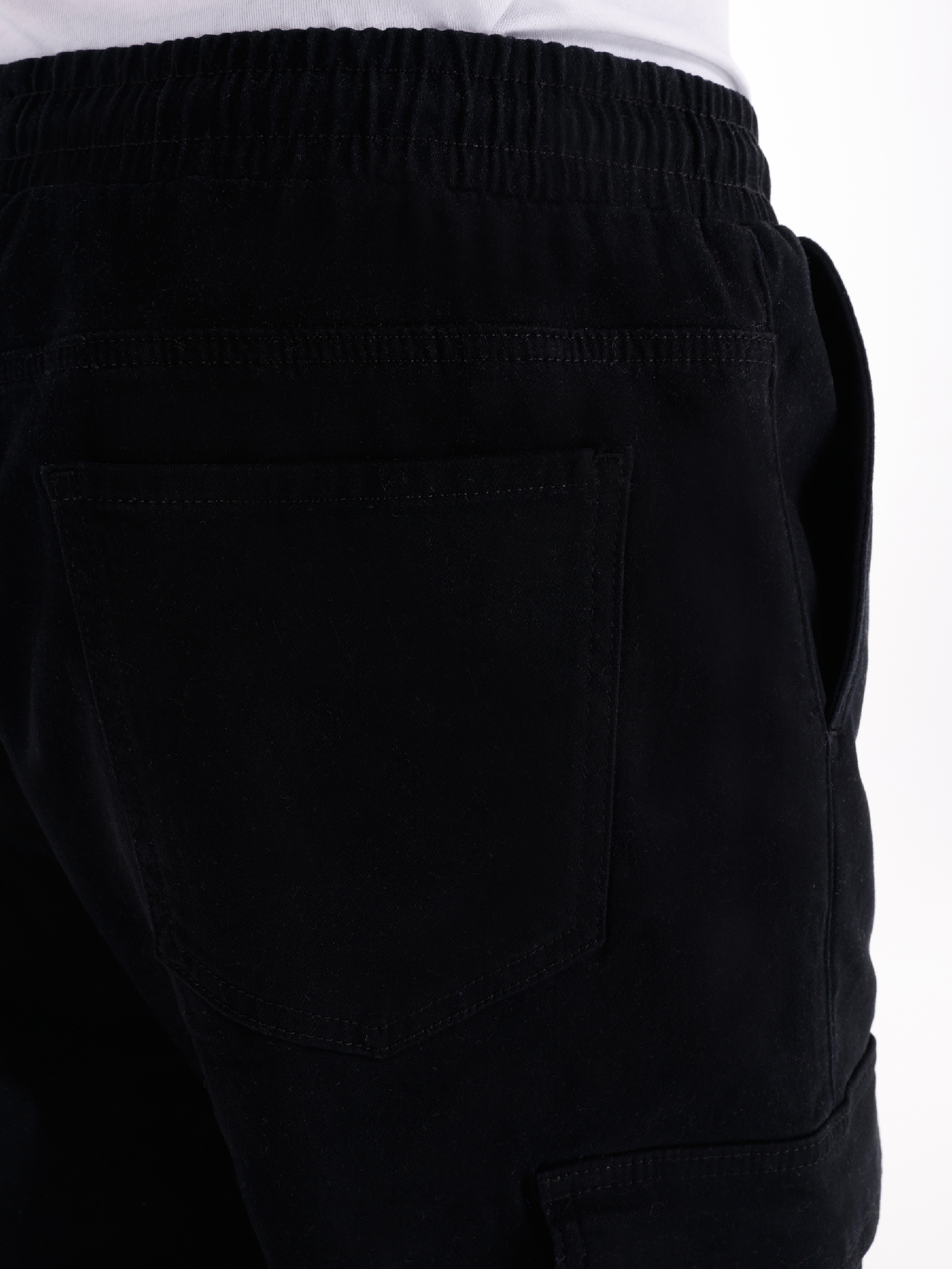 Dar Kesim Orta Bel Düz Paça Siyah Erkek Pantolon