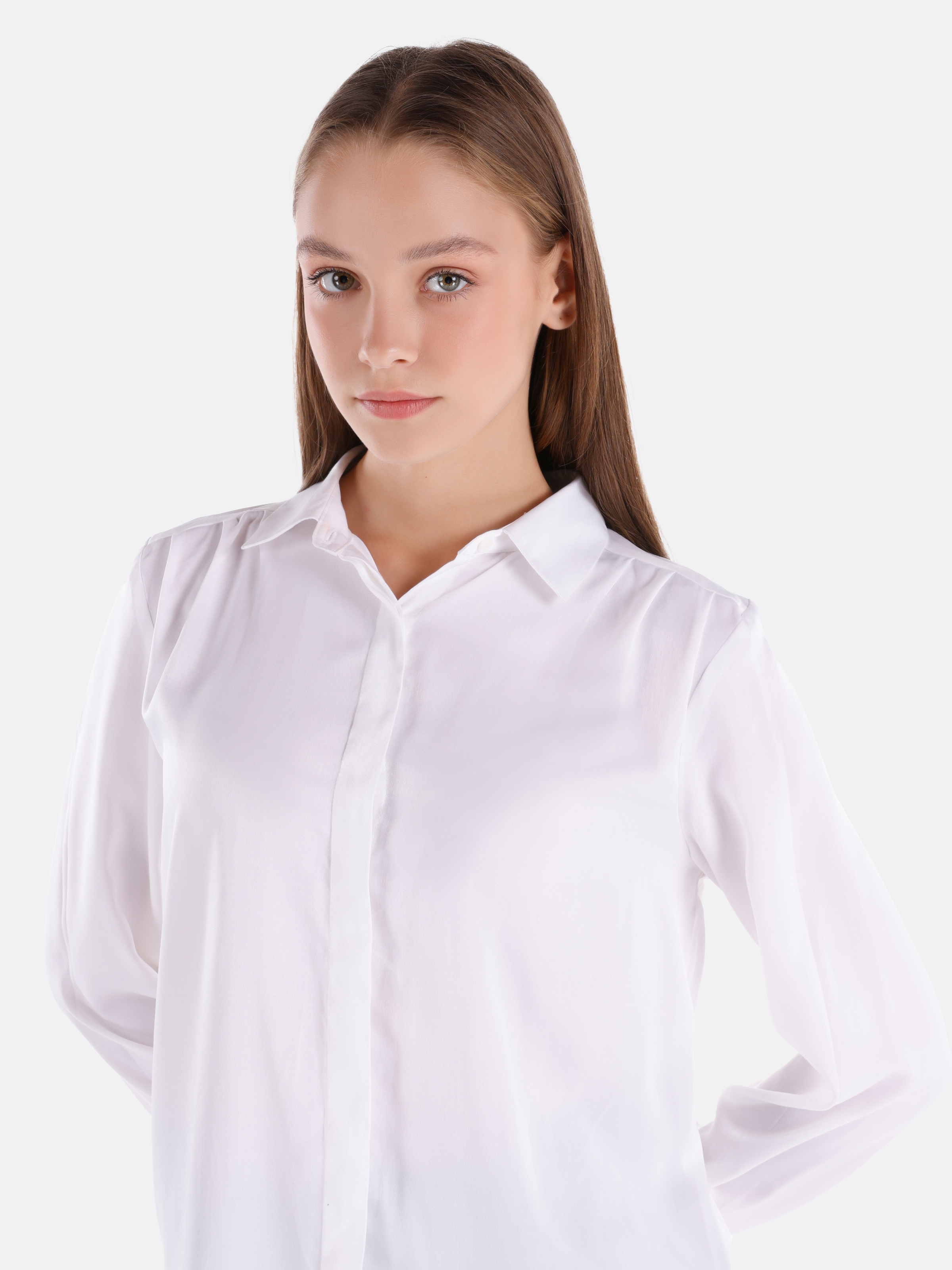 Regular Fit Beyaz Kadın Uzun Kol Gömlek Cl1065074