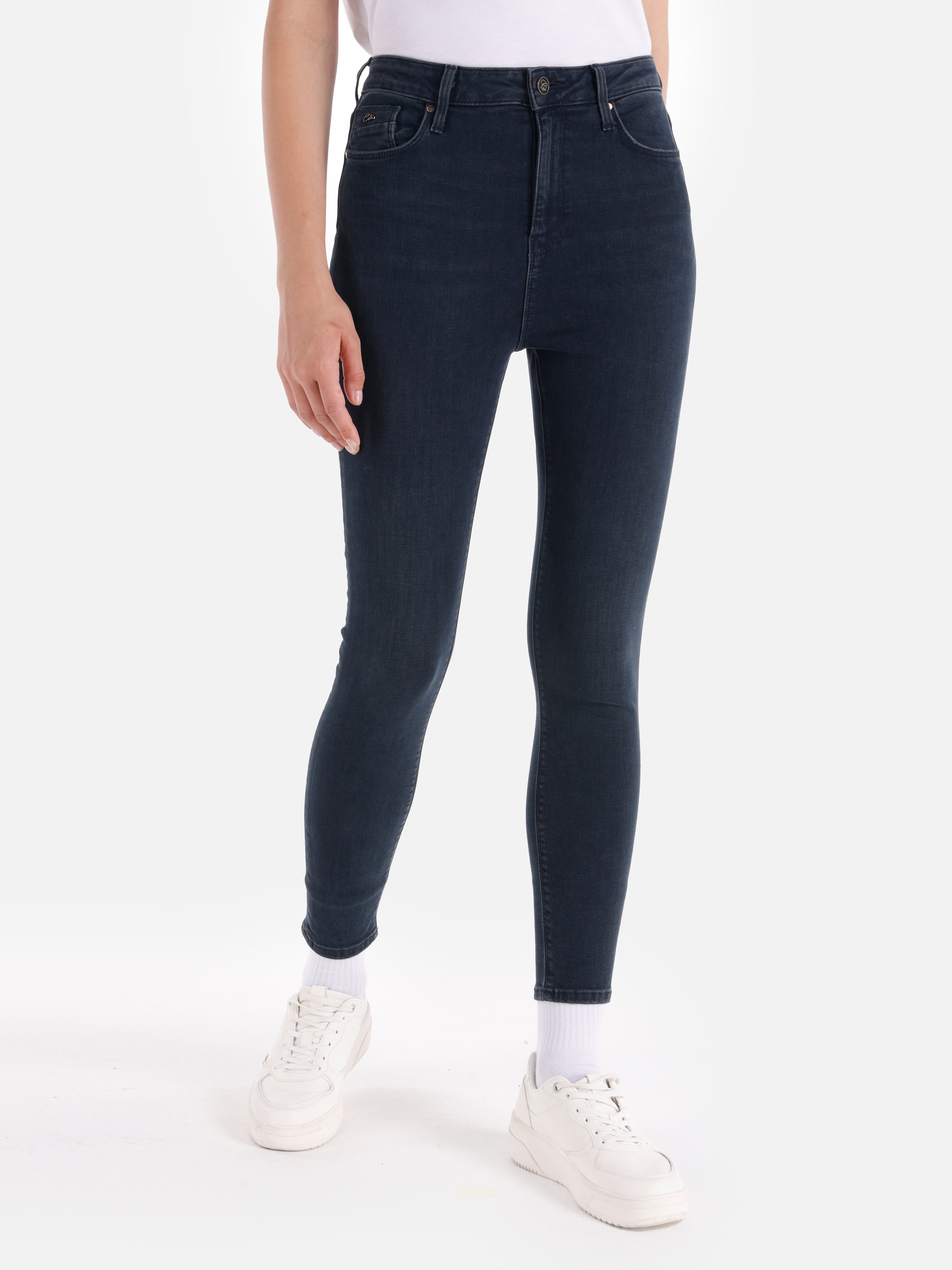 760 Diana Süper Slim Fit Yüksek Bel Dar Paça Koyu Mavi Kadın Pantolon Cl1066387