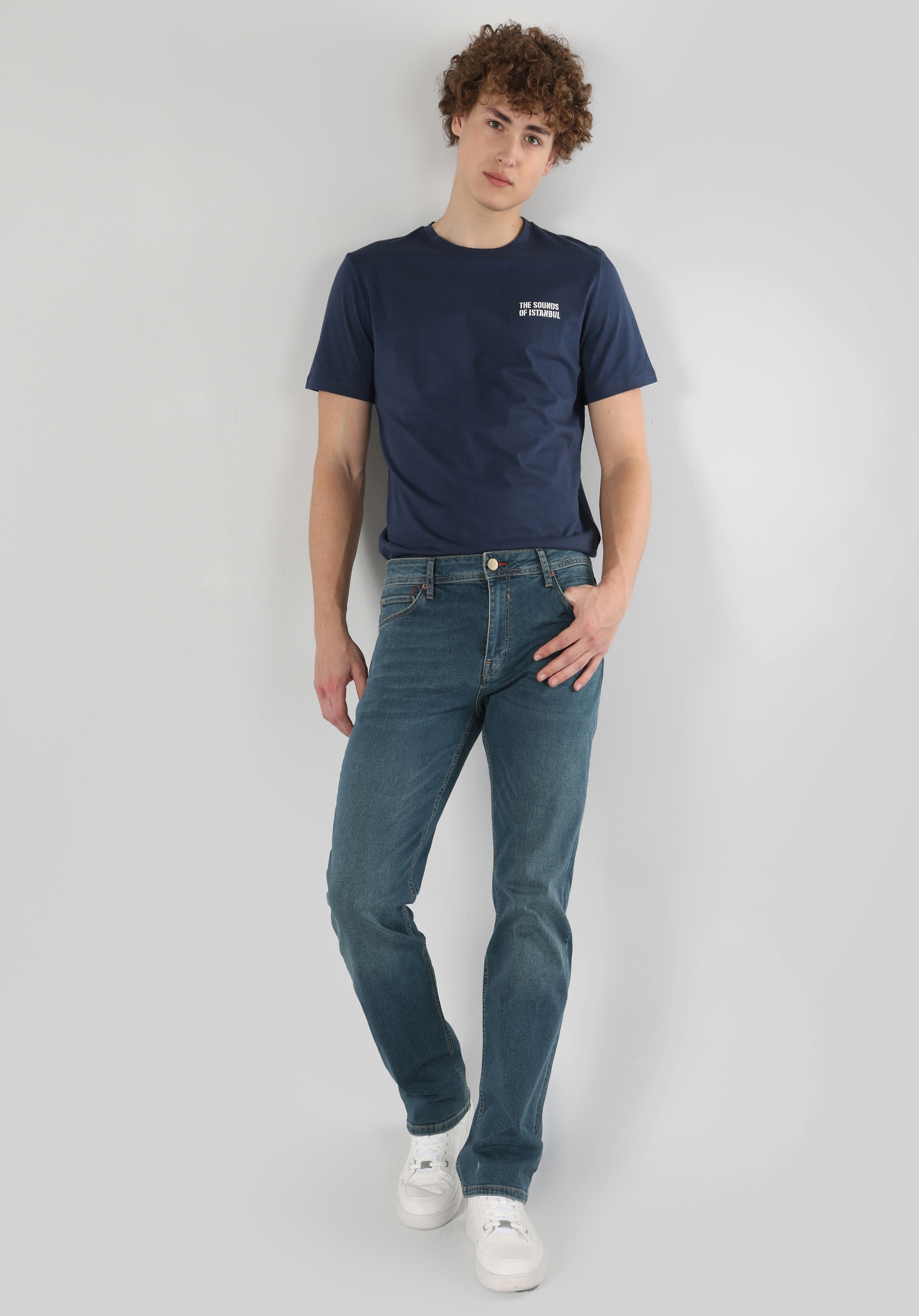 045 Davıd Regular Fit Orta Bel Düz Paça Erkek Mavi Jean Pantolon Cl1063540