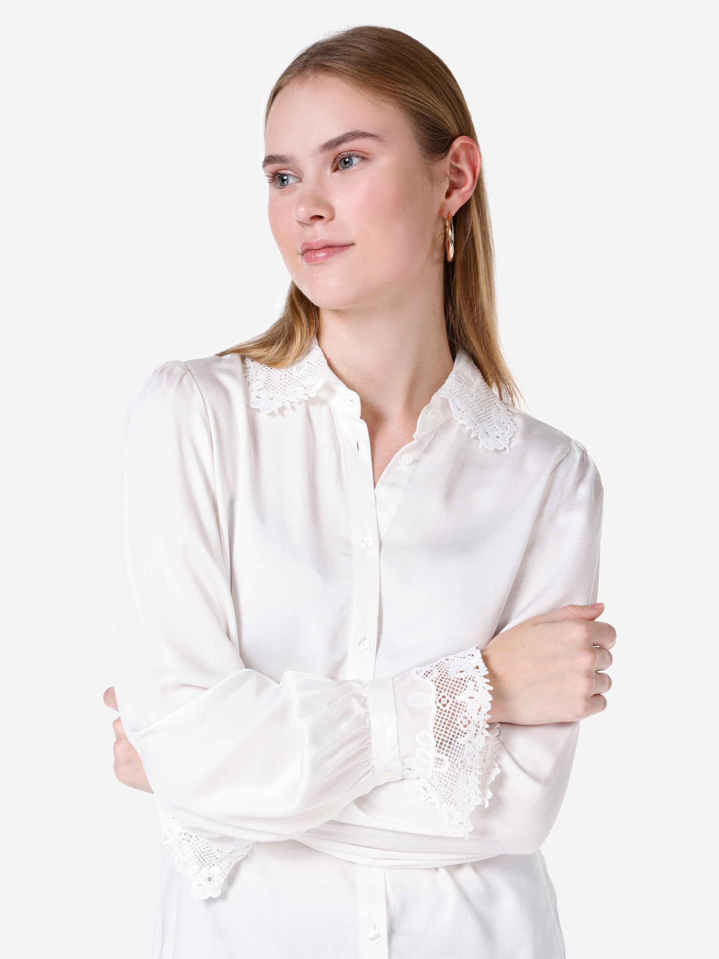 Dar Kesim Shirt Yaka Beyaz Kadın Uzun Kol Gömlek Cl1067150
