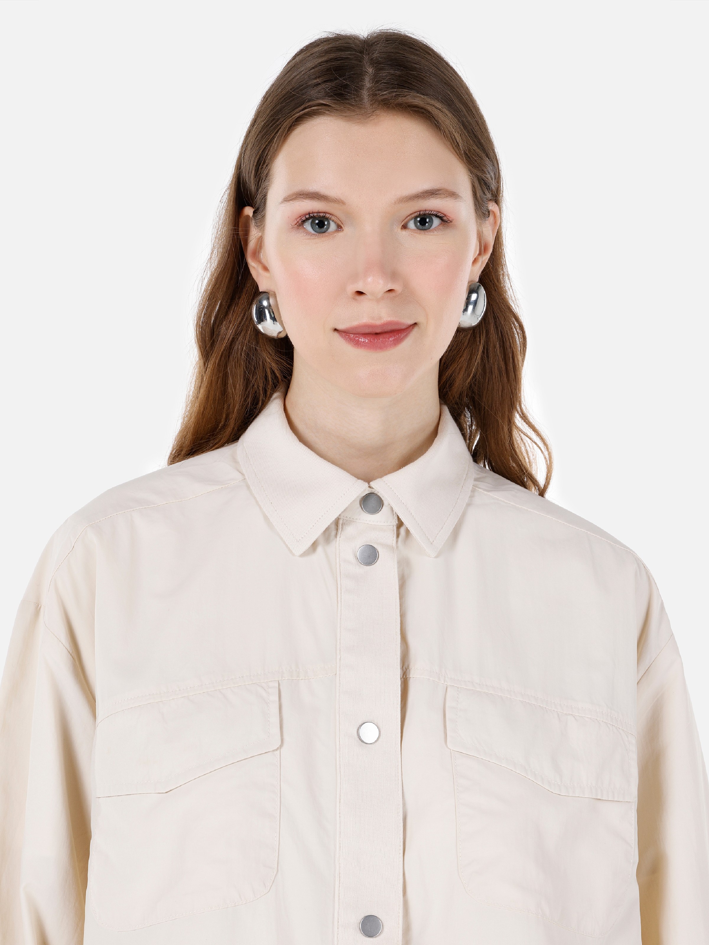 Normal Kesim Shirt Yaka Ekru Kadın Uzun Kol Gömlek Cl1068058