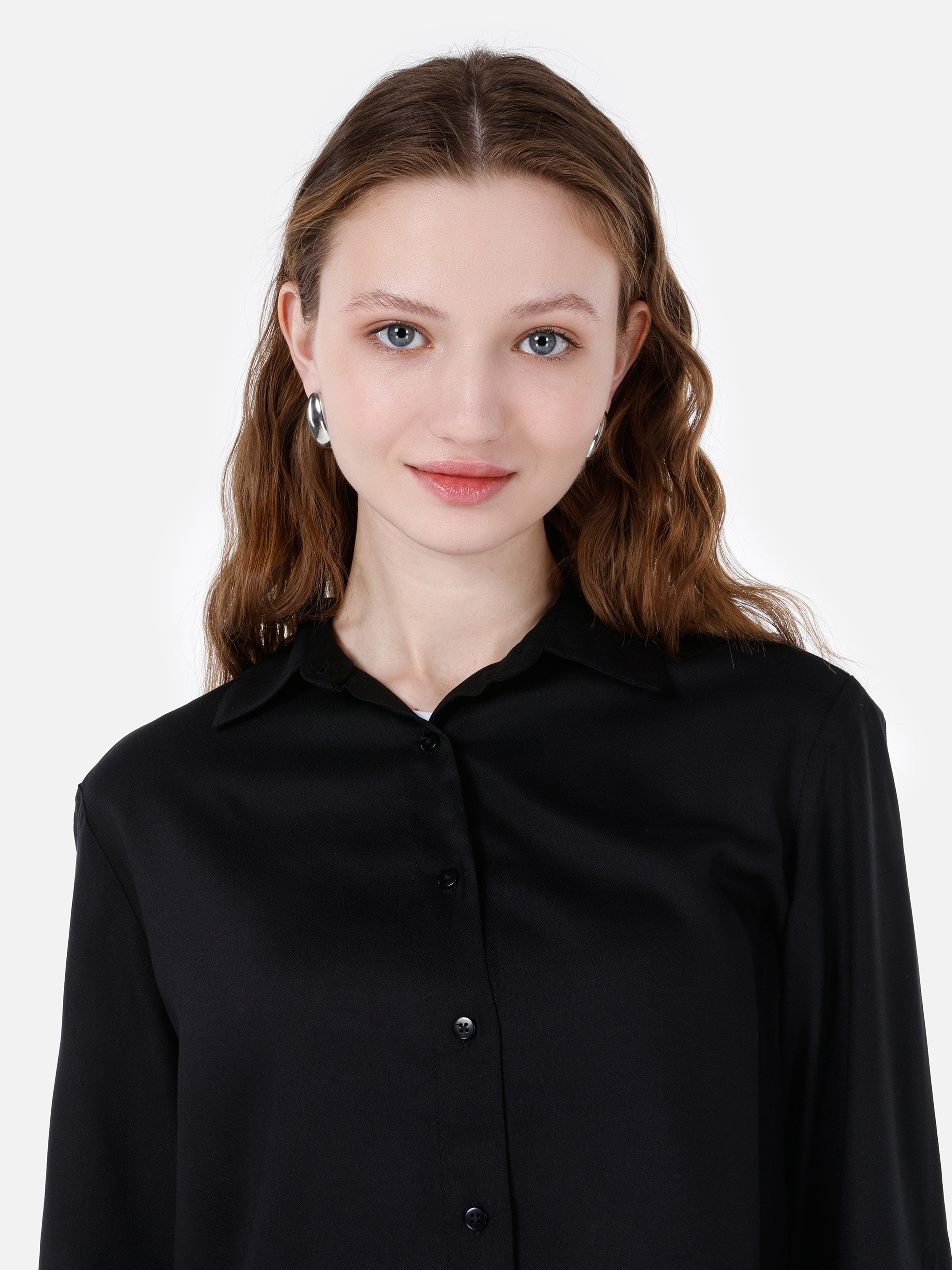 Normal Kesim Shirt Yaka Siyah Kadın Uzun Kol Gömlek