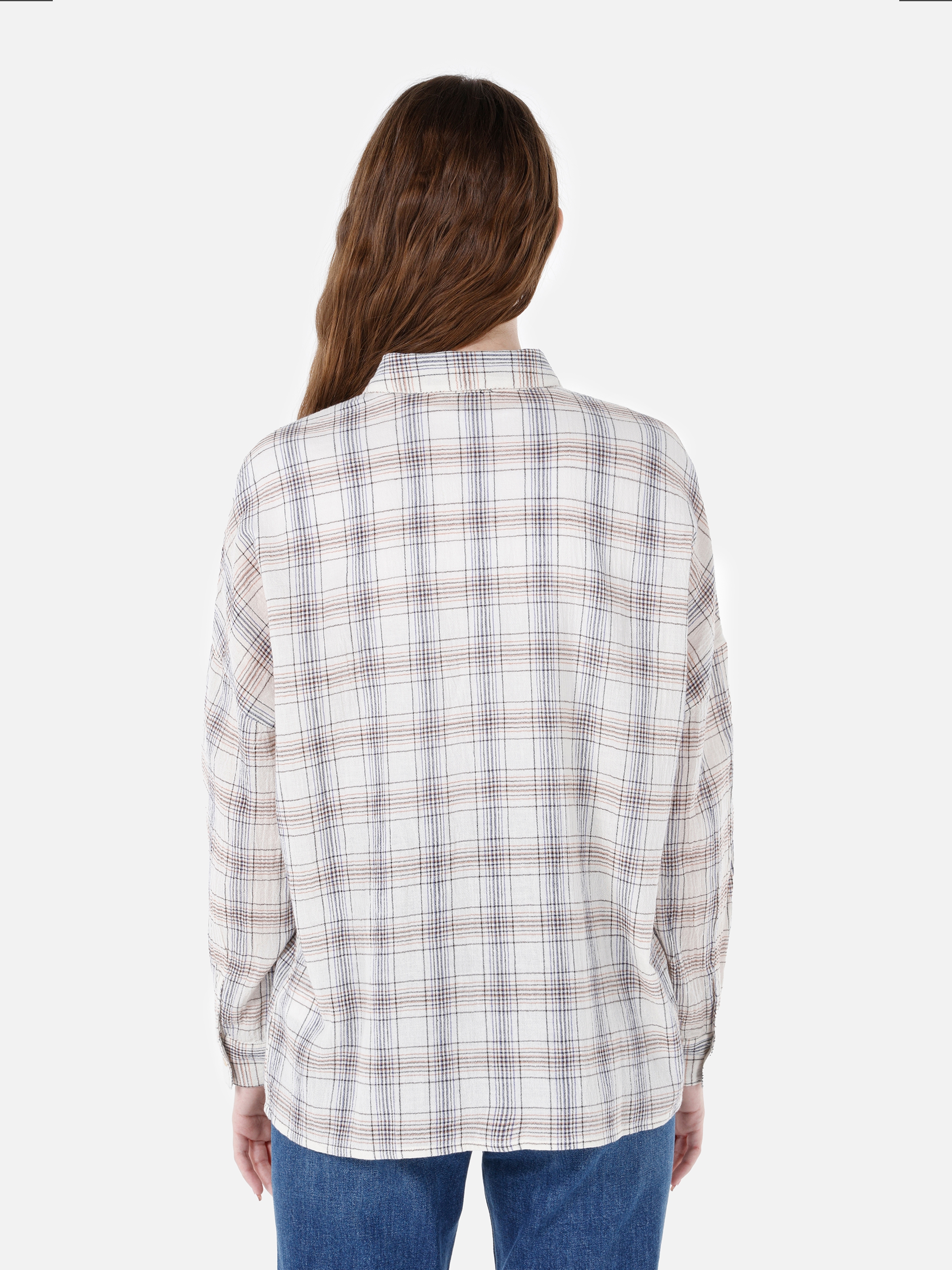 Normal Kesim Shirt Yaka Kareli Bej Kadın Uzun Kol Gömlek Cl1067673