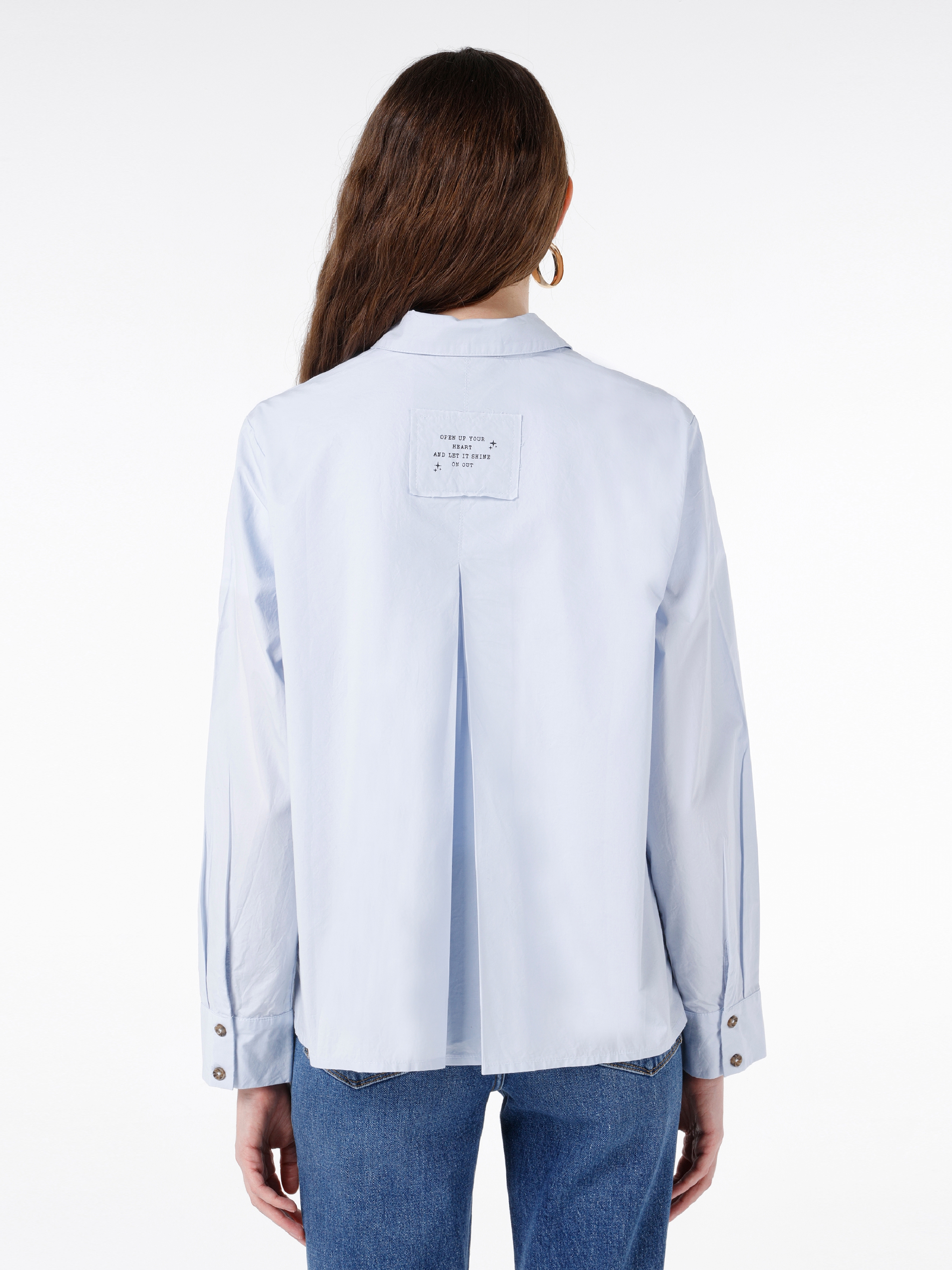Normal Kesim Shirt Yaka Cepli Mavi Kadın Uzun Kol Gömlek Cl1068072