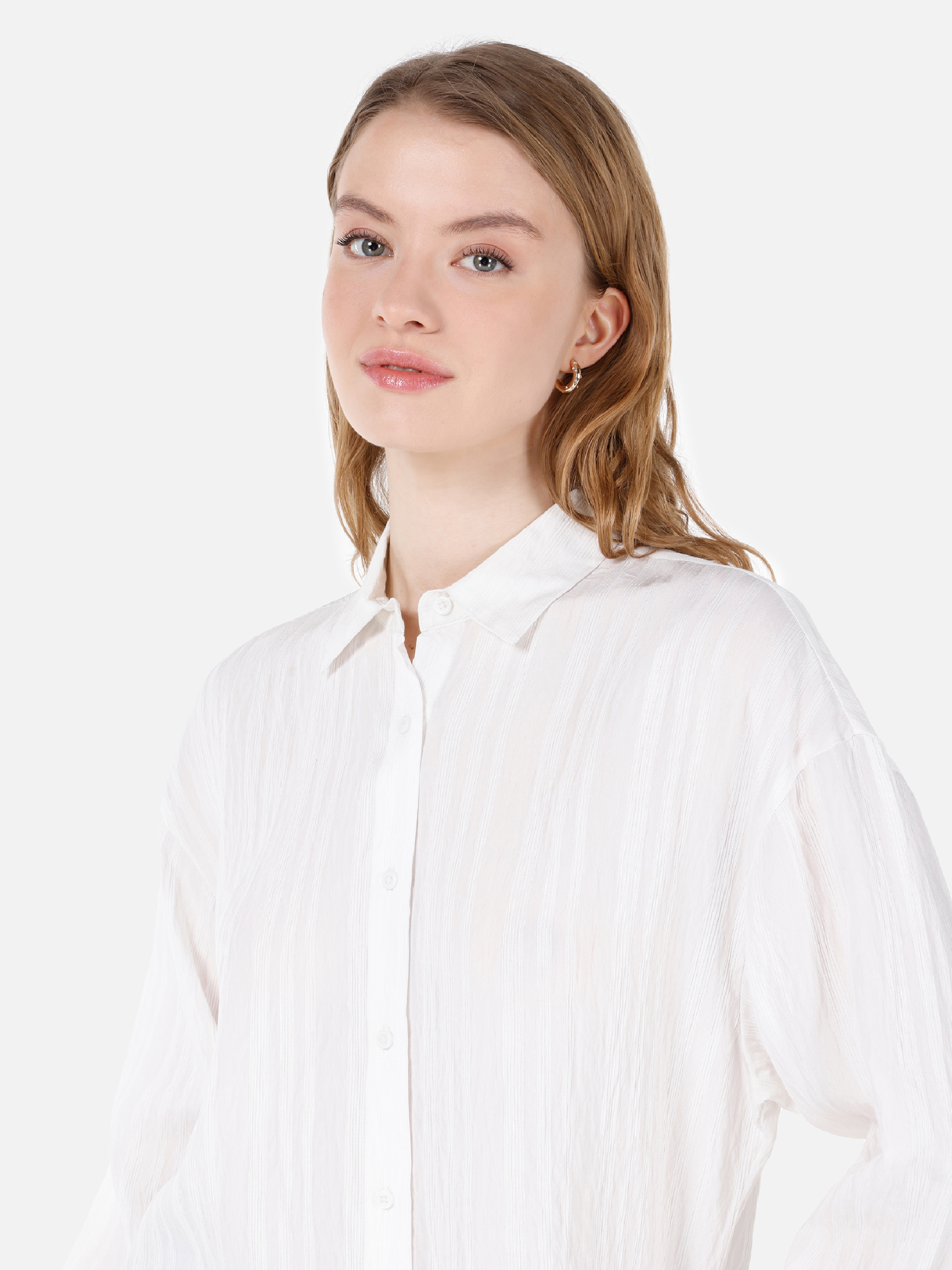 Normal Kesim Shirt Yaka Beyaz Kadın Uzun Kol Gömlek Cl1067333