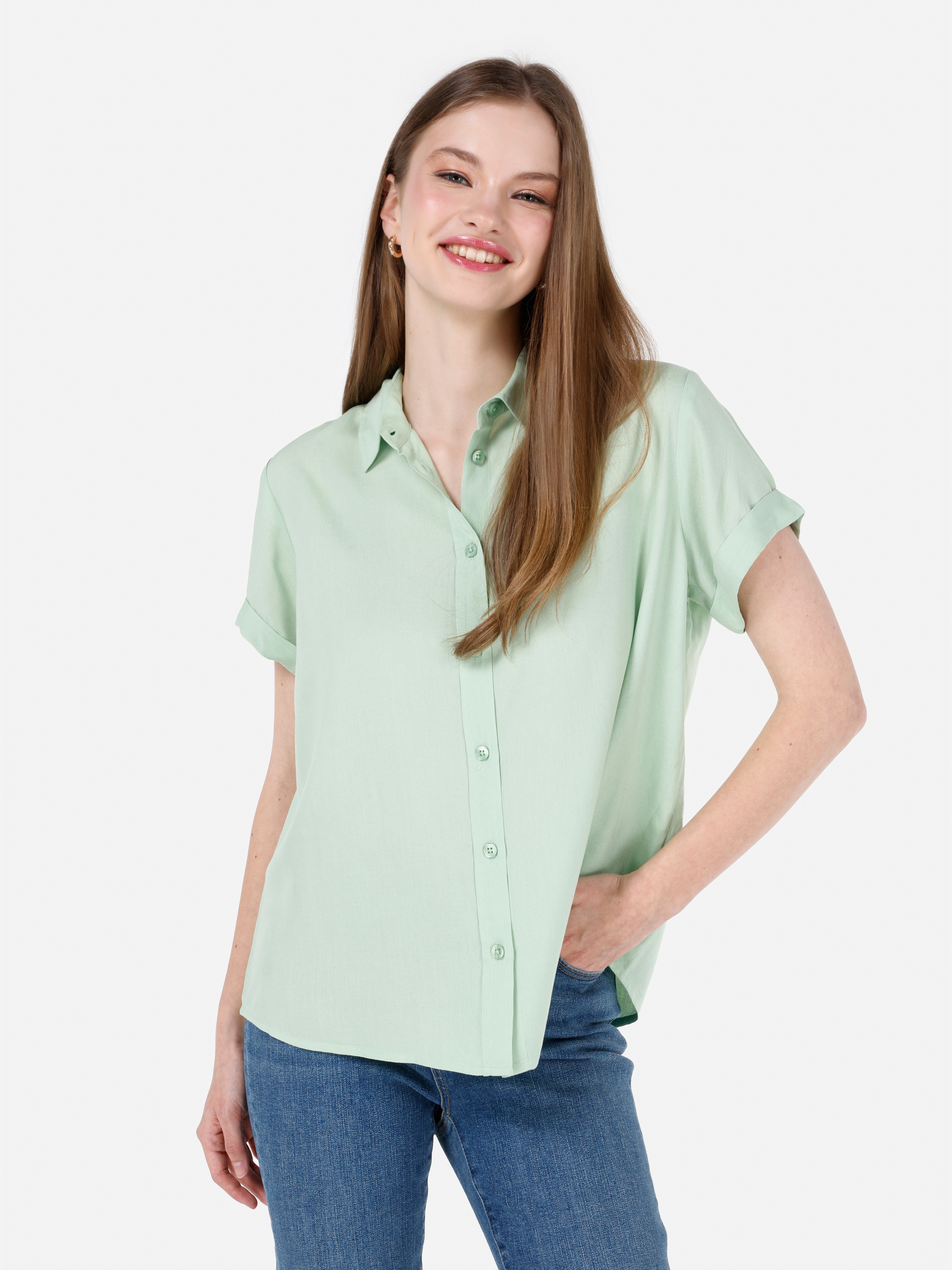 Normal Kesim Shirt Yaka Yeşil Kadın Kısa Kol Gömlek