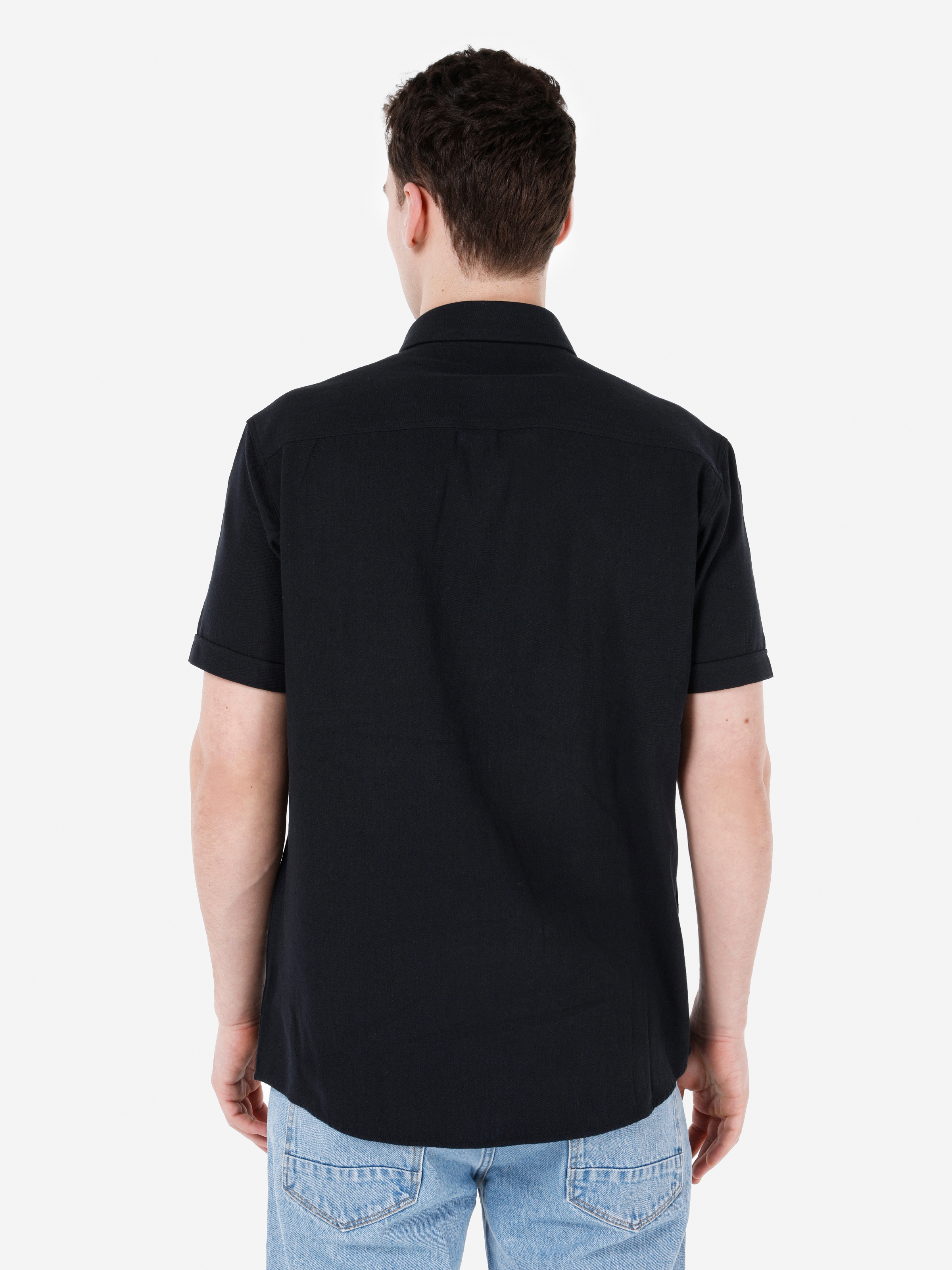 Normal Kesim Shirt Yaka Siyah Erkek Kısa Kol Gömlek