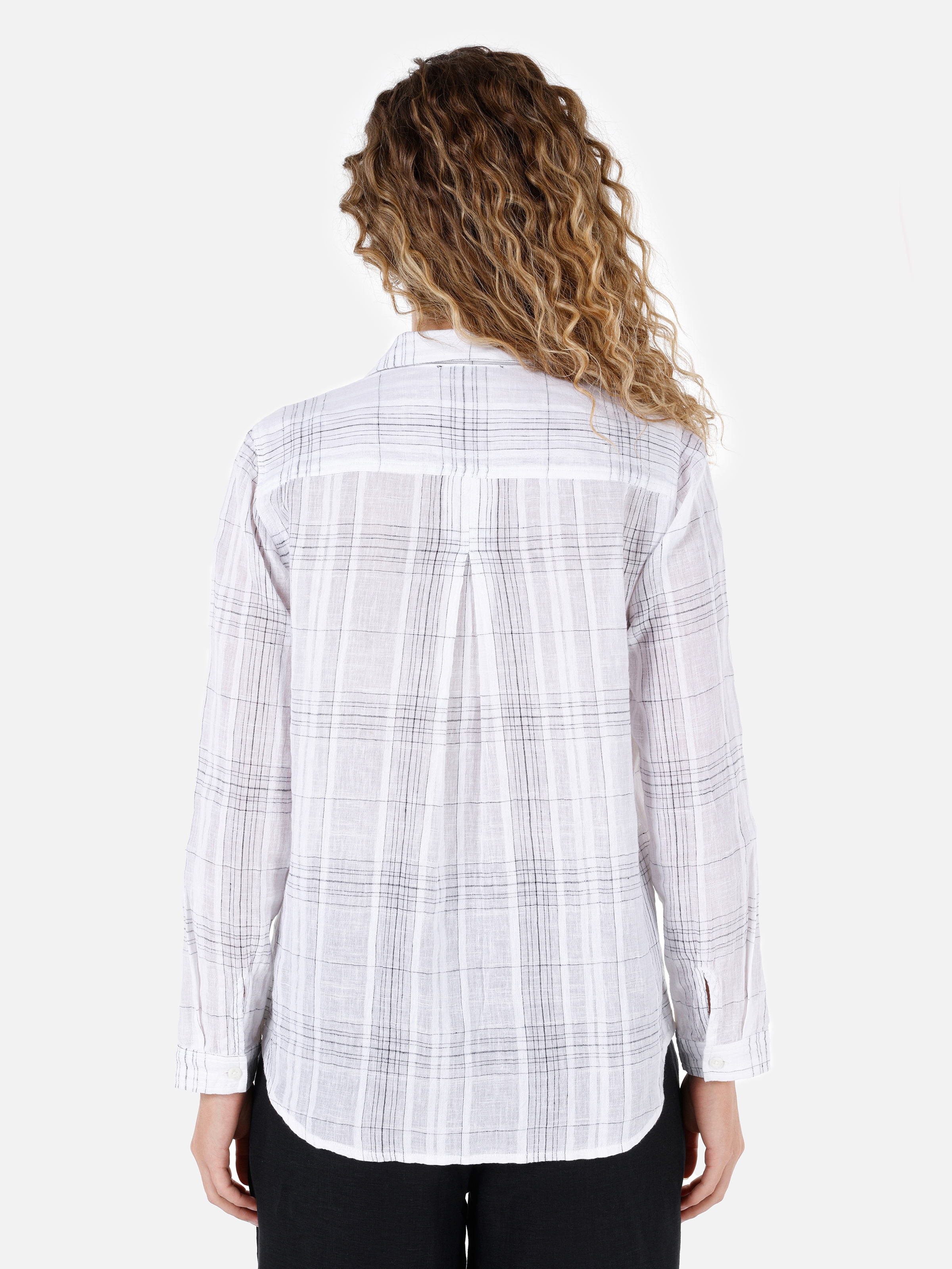 Normal Kesim Shirt Yaka Kareli Beyaz Kadın Uzun Kol Gömlek Cl1068242