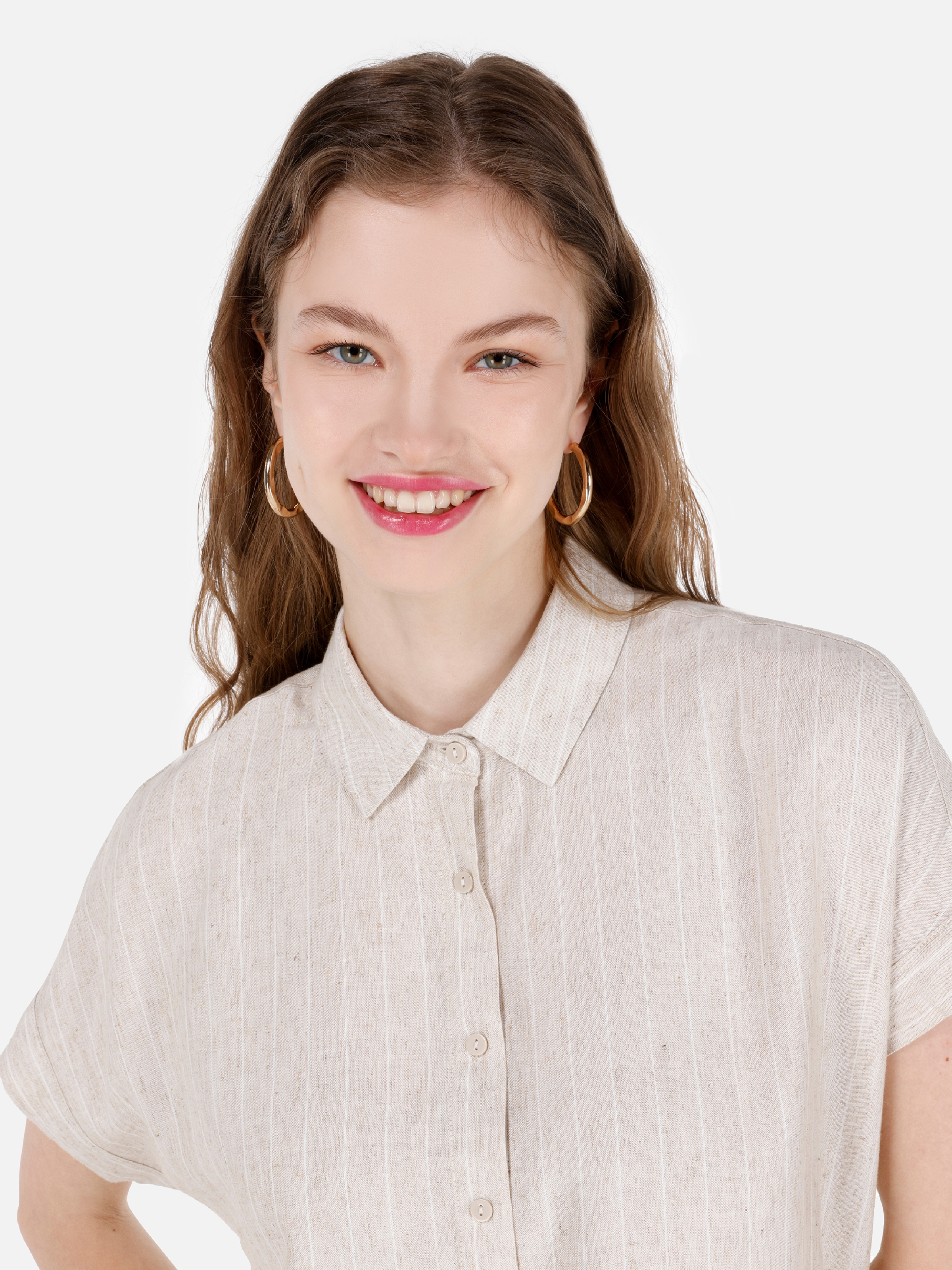Normal Kesim Shirt Yaka Çizgili Ekru Kadın Kısa Kol Gömlek Cl1068927