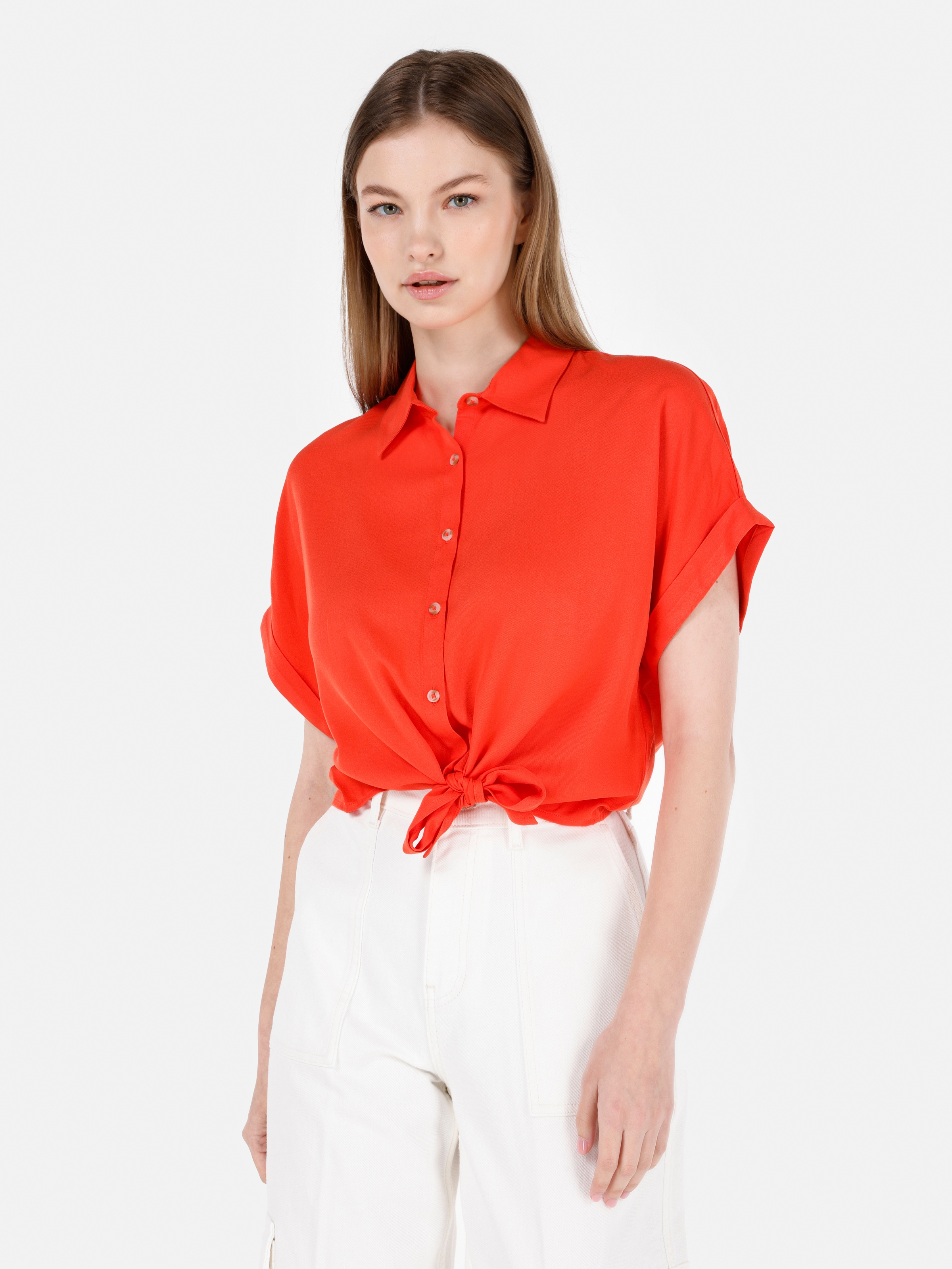 Normal Kesim Shirt Yaka Kırmızı Kadın Kısa Kol Gömlek