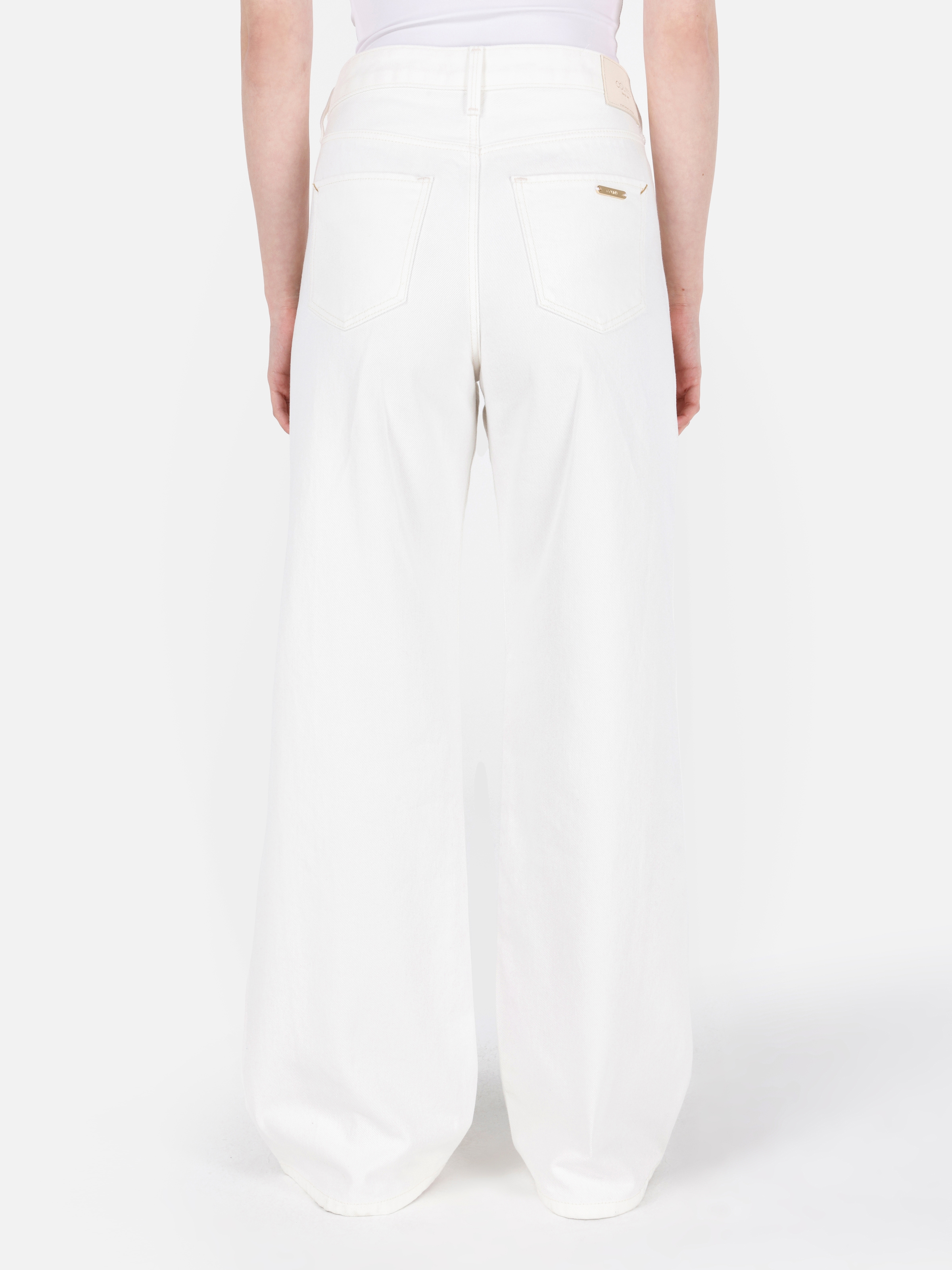 975 Ella Normal Kesim Orta Bel Geniş Paça Beyaz Kadın Pantolon