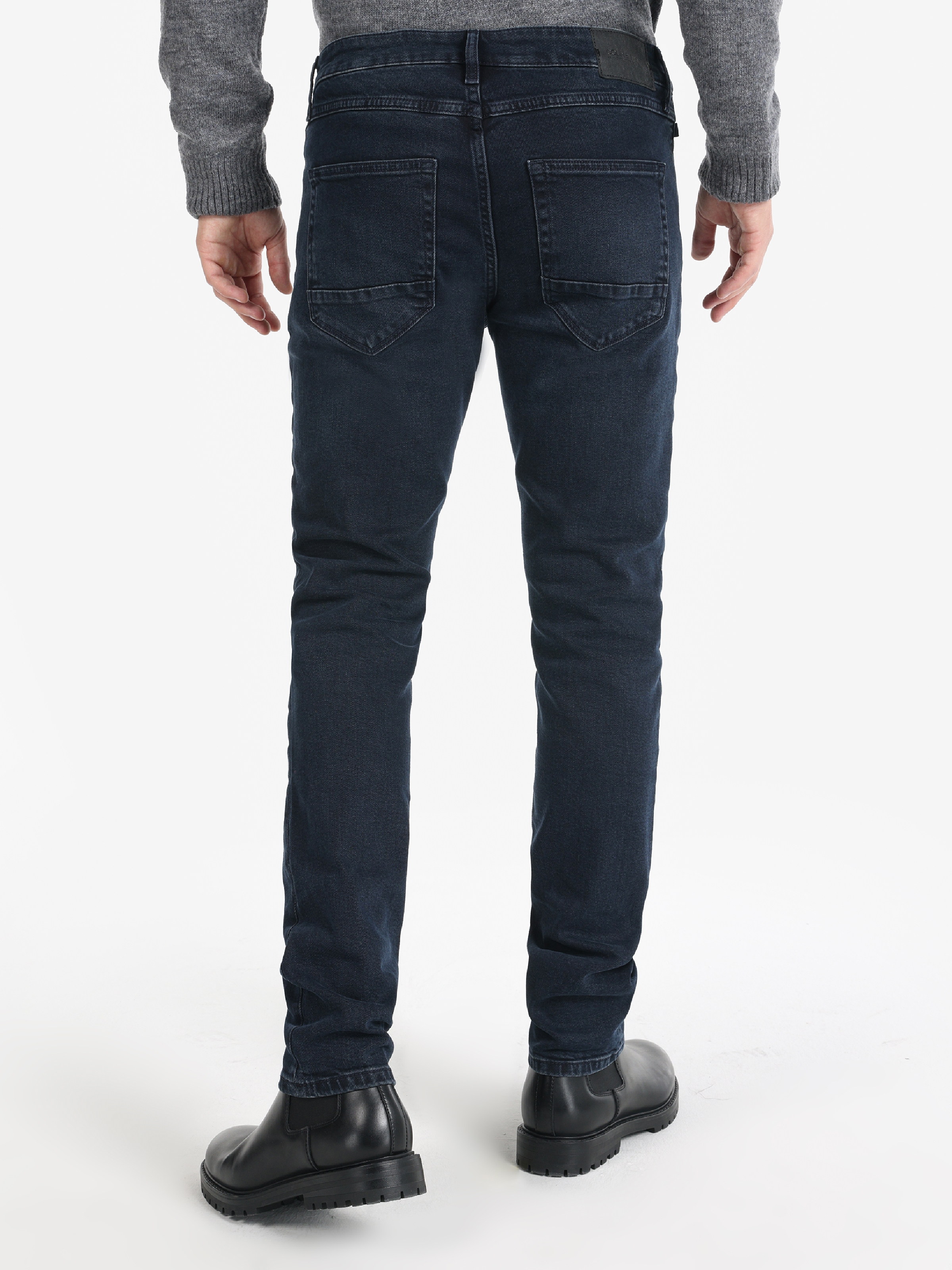 044 Karl Normal Kesim Düşük Bel Düz Paça Koyu Mavi Erkek Jean Pantolon Cl1065539