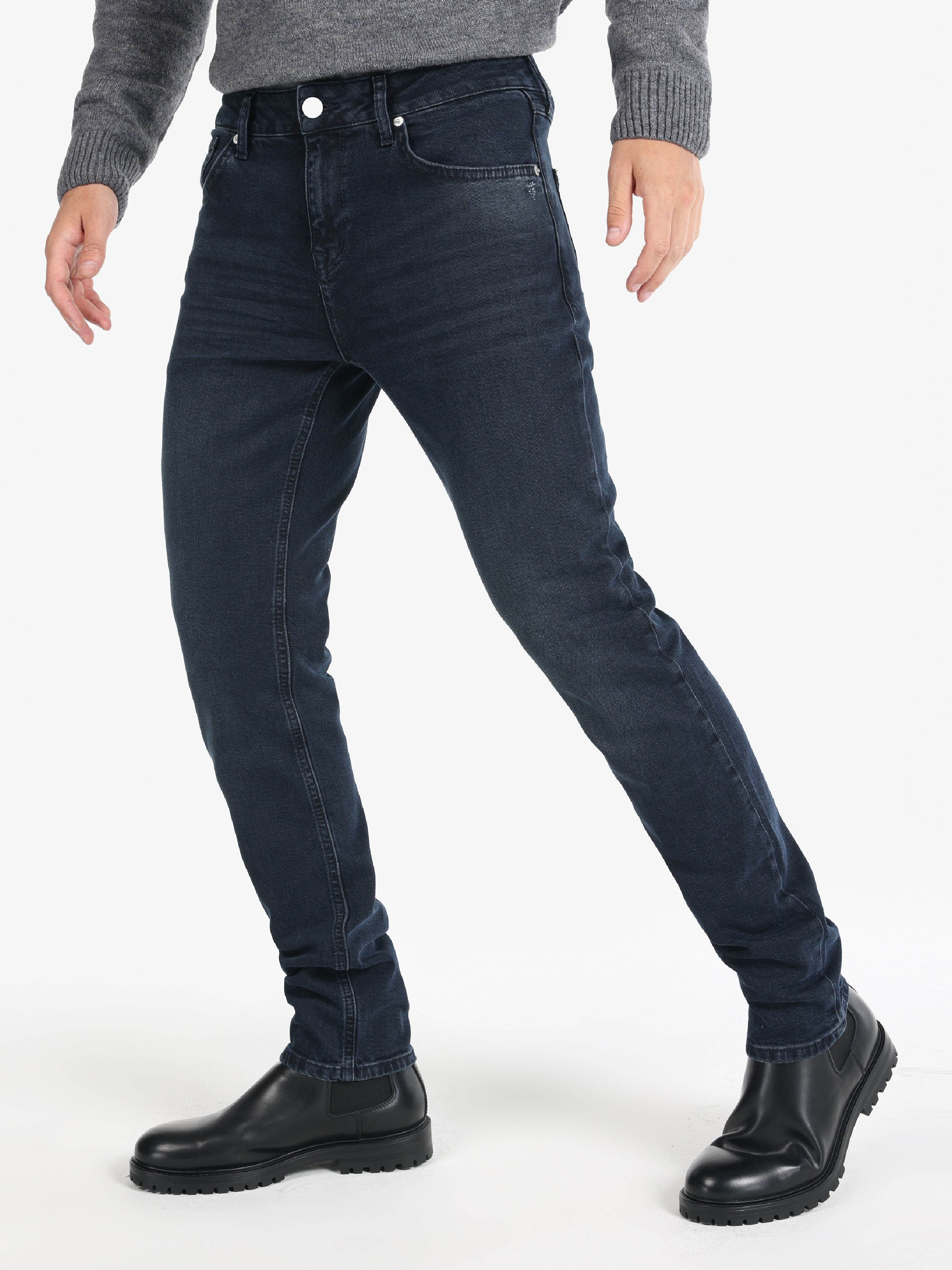 044 Karl Normal Kesim Düşük Bel Düz Paça Koyu Mavi Erkek Jean Pantolon Cl1065539