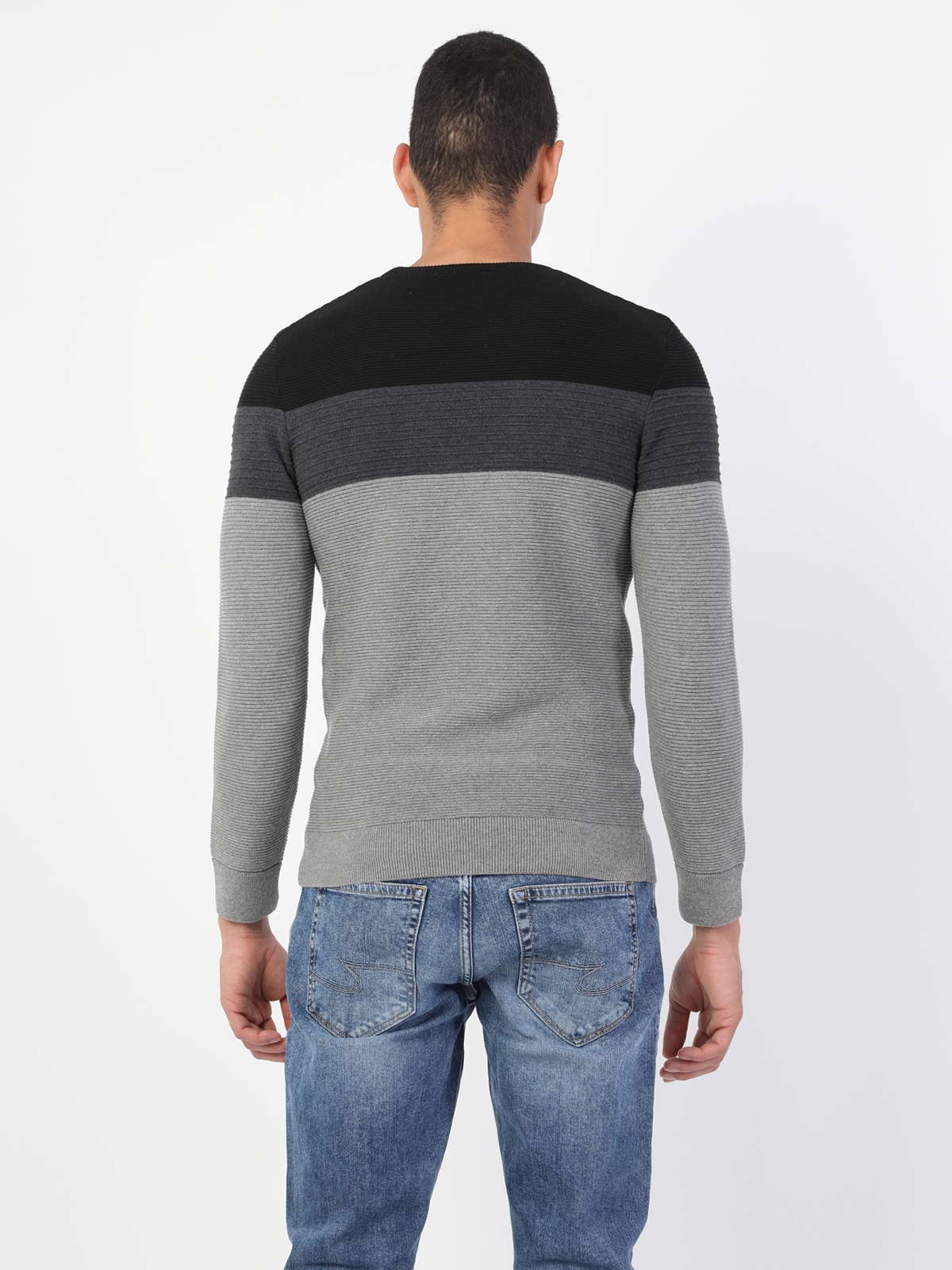 Colins Men Sweaters. 2