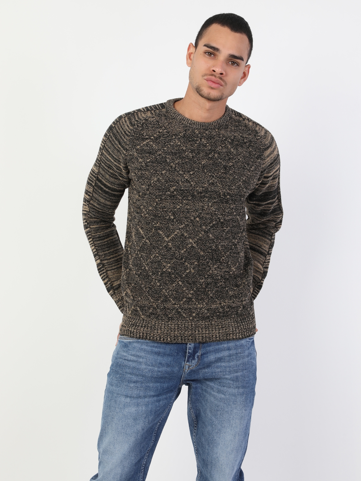 Colins Men Sweaters. 3