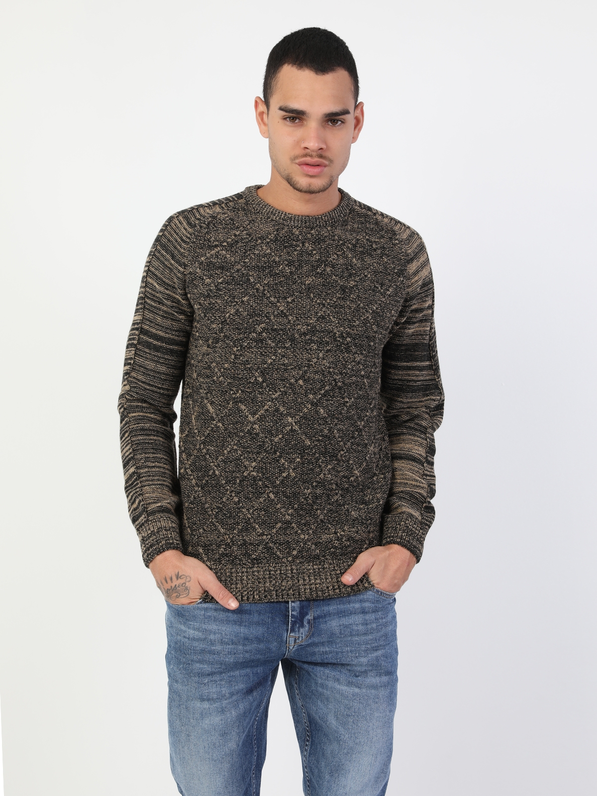 Colins Men Sweaters. 4