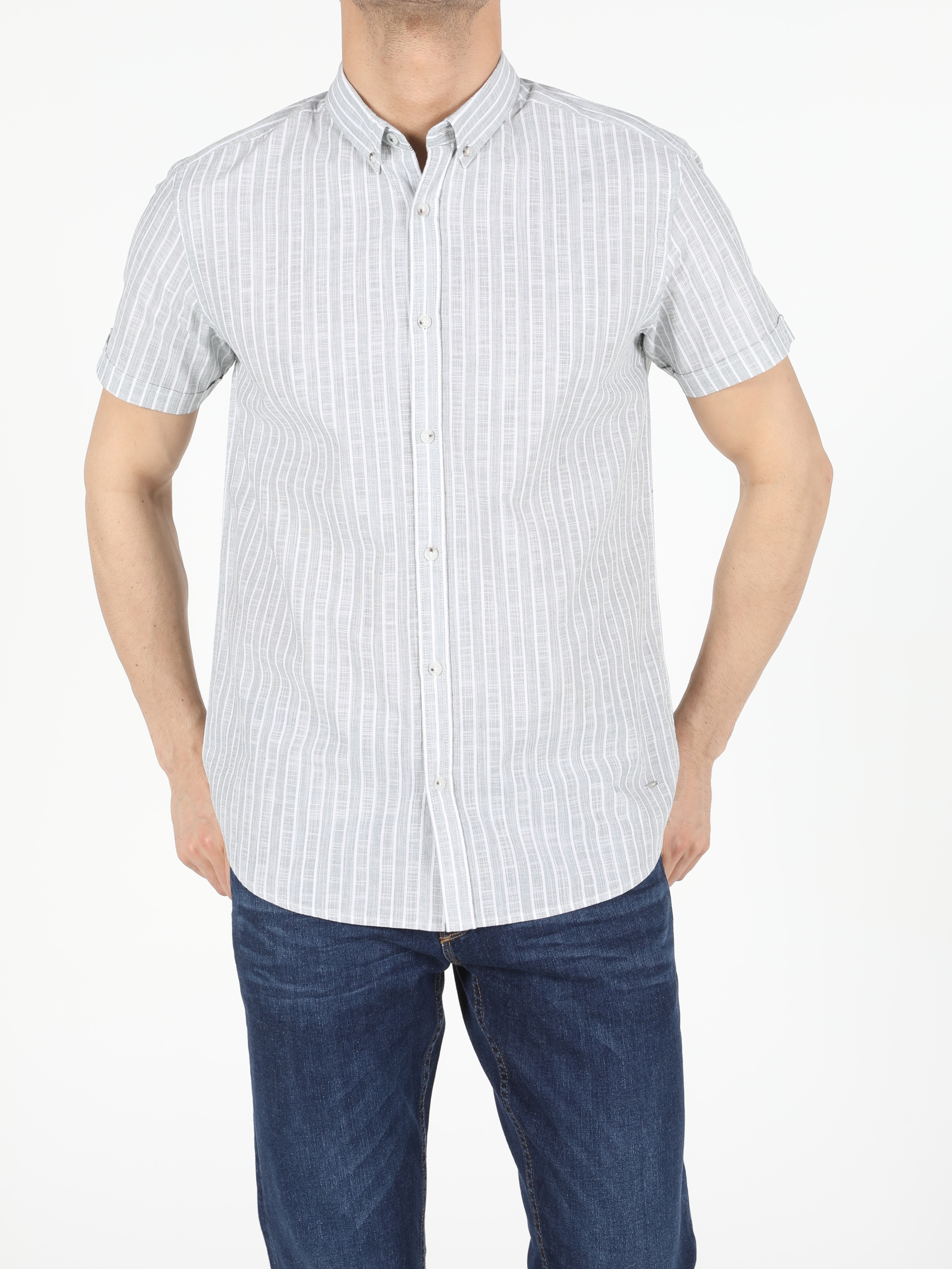 Colins Regular Fit Shirt Neck Erkek Kısa Kol Gömlek. 3