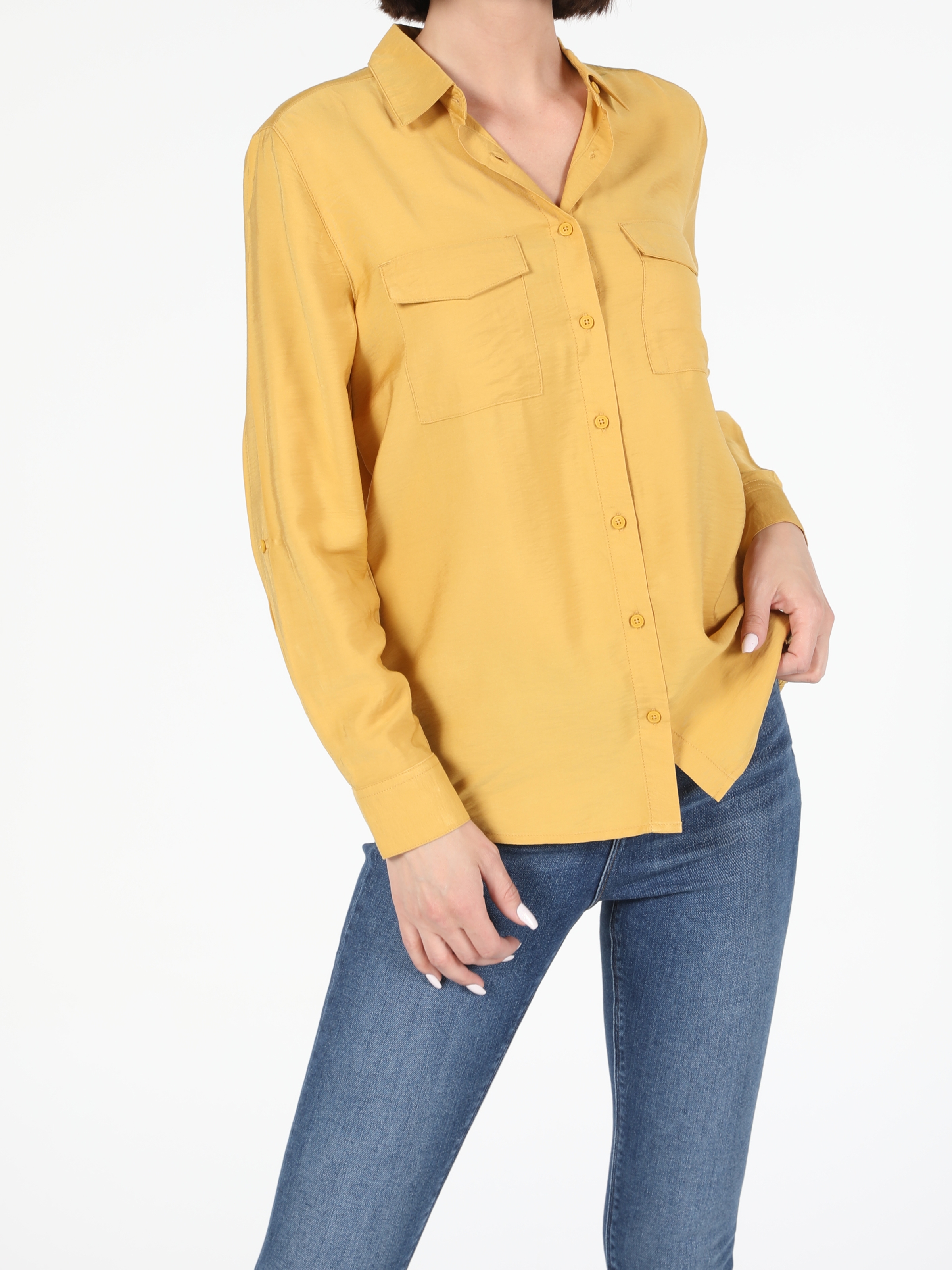 Colins Basic Cepli Regular Fit Kadın Sarı Uzun Kol Gömlek. 3