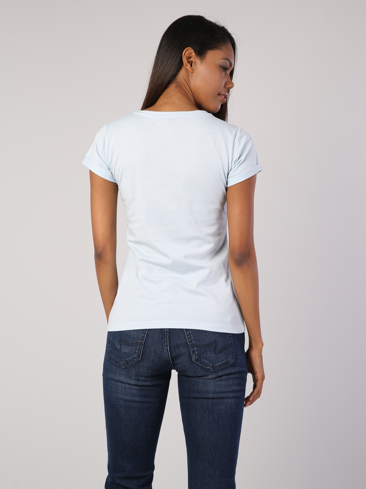 Slim Fit Kadın Açık Mavi Kısa Kol Tişört