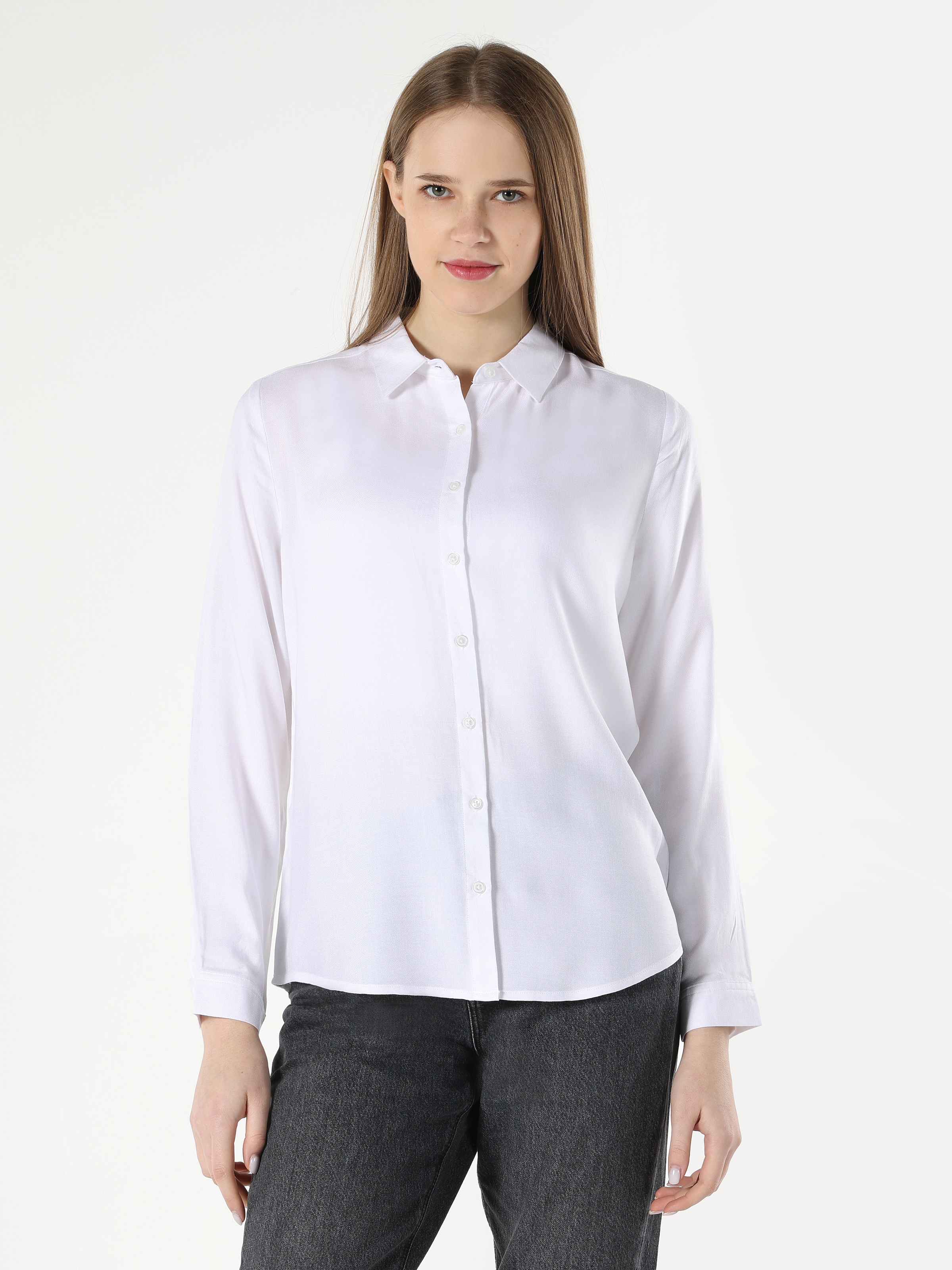 Basic Regular Fit Kadın Beyaz Uzun Kol Gömlek Cl1048443