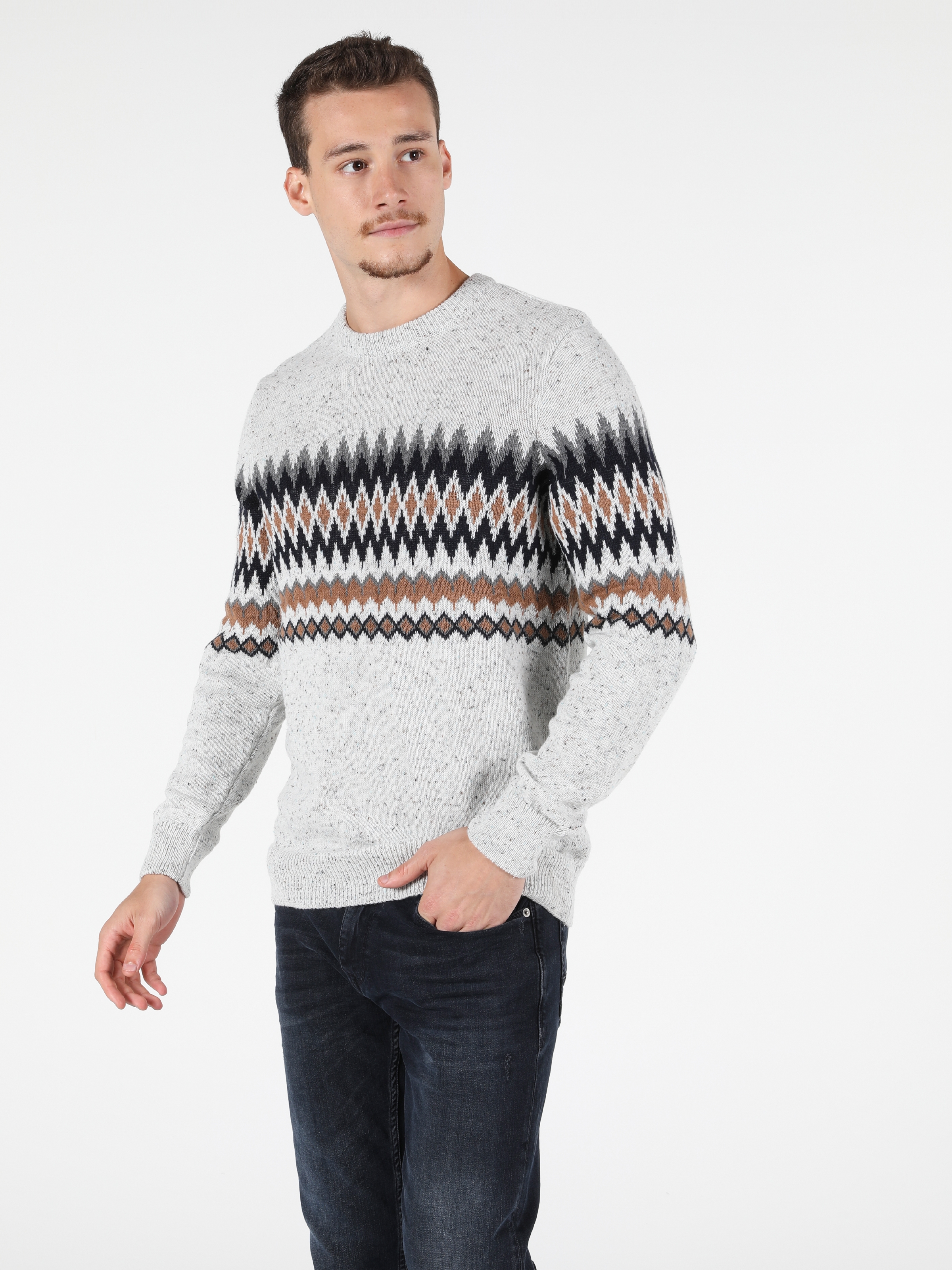 Colins Whıte Men Sweaters. 1