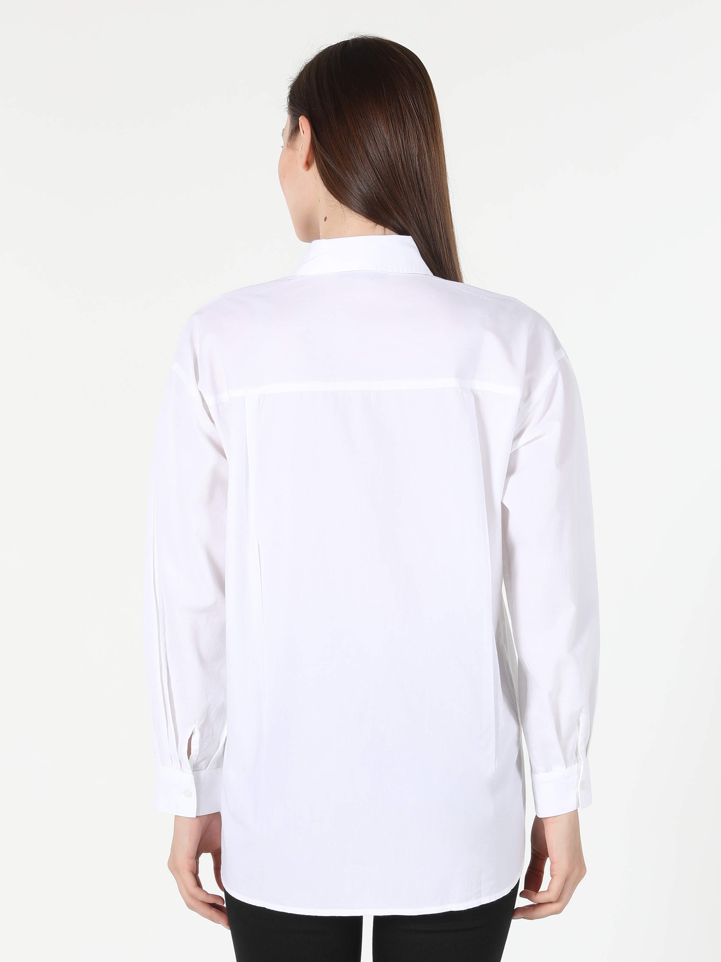 Regular Fit Yazı Baskılı Beyaz Kadın Uzun Kol Gömlek Cl1060166
