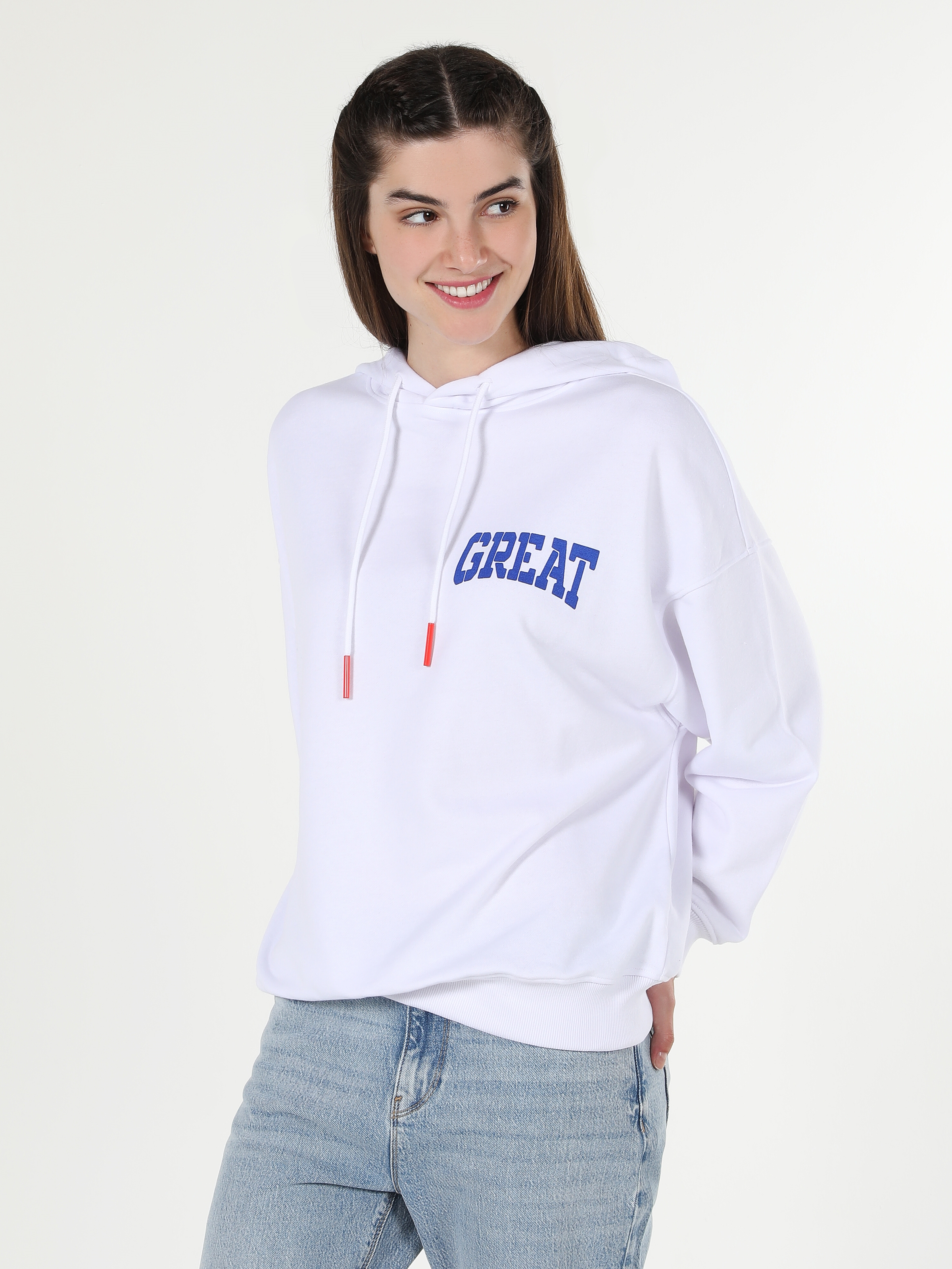 Regular Fit Baskılı Kapüşonlu Beyaz Kadın Sweatshirt Cl1060169