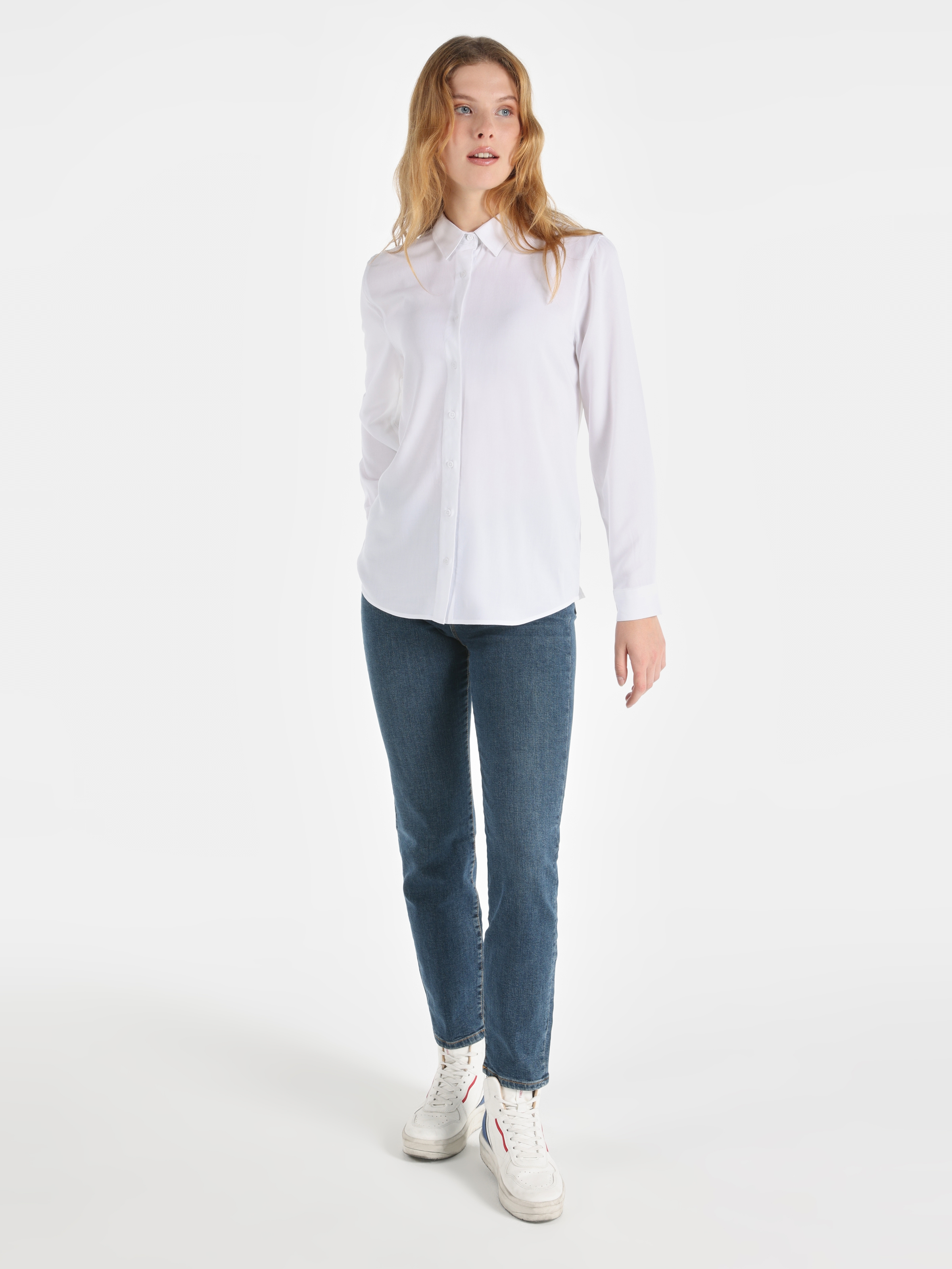 Basic Regular Fit Kadın Beyaz Uzun Kol Gömlek Cl1050927